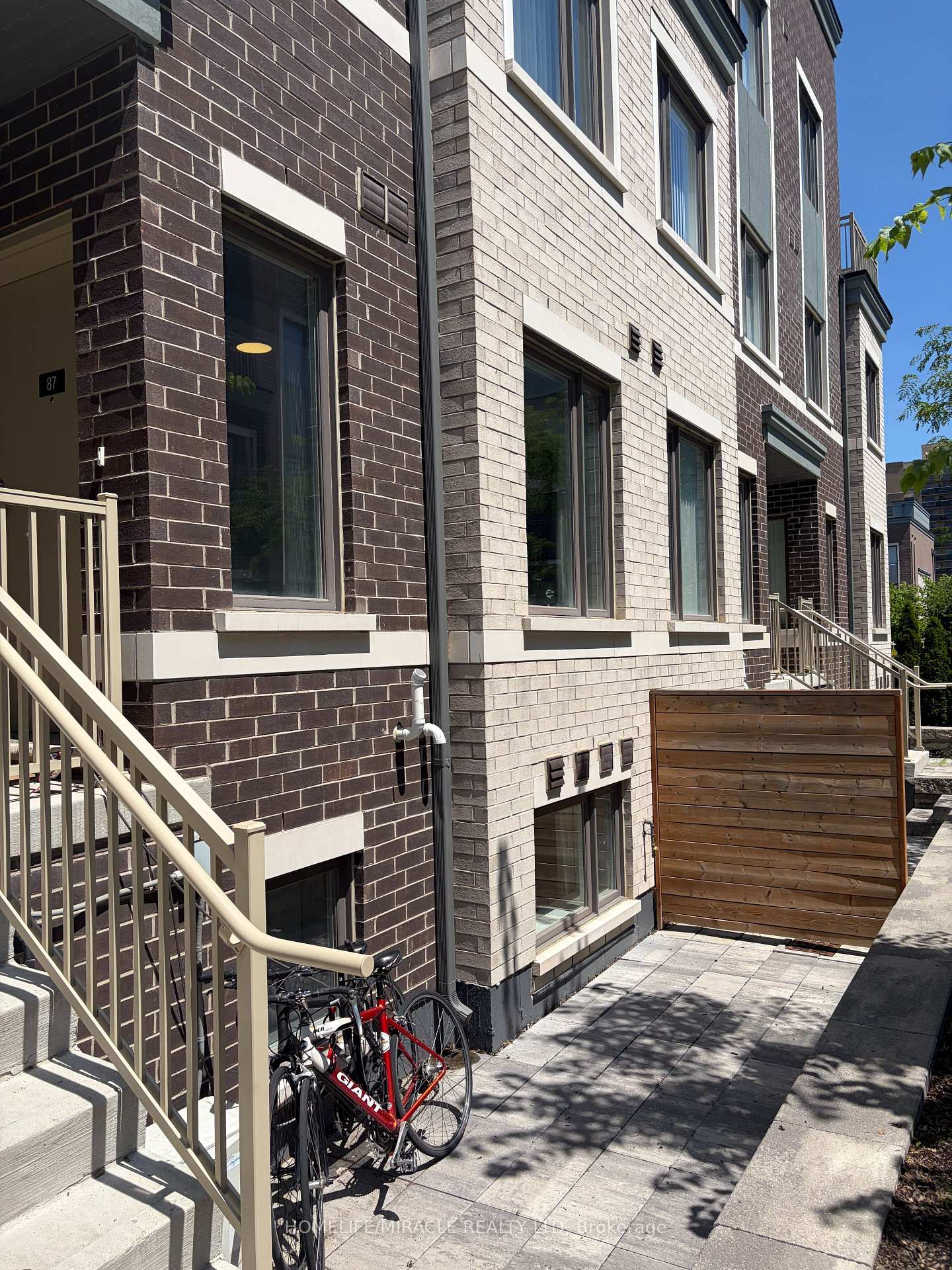 Photo 22 of Unit 87, 20 William Jackson Way, Etobicoke, New Toronto — HOMEH