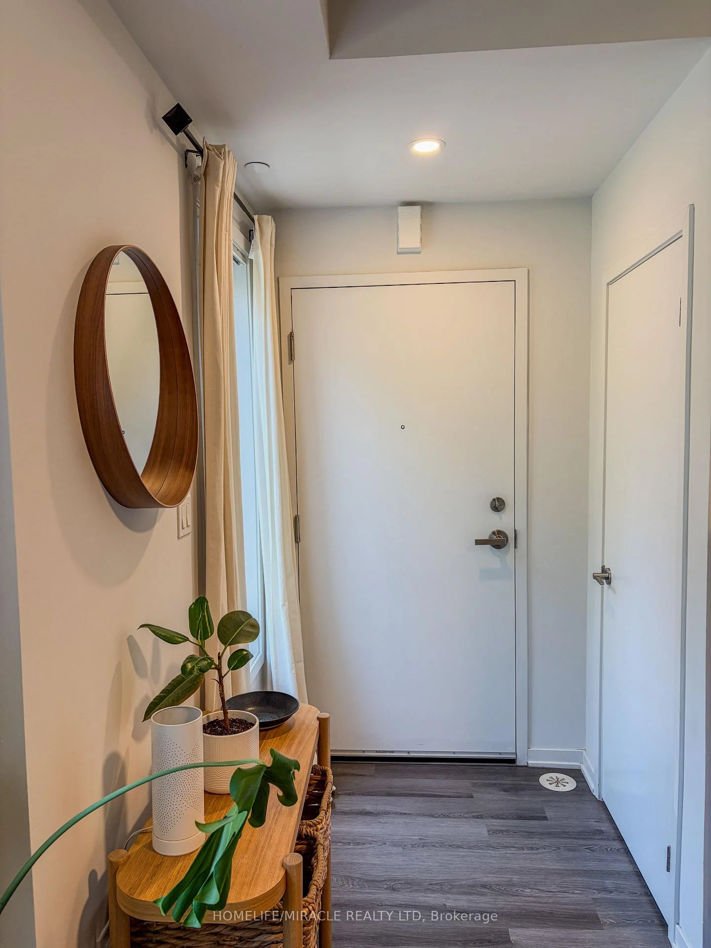 Photo 2 of Unit 87, 20 William Jackson Way, Etobicoke, New Toronto — HOMEH