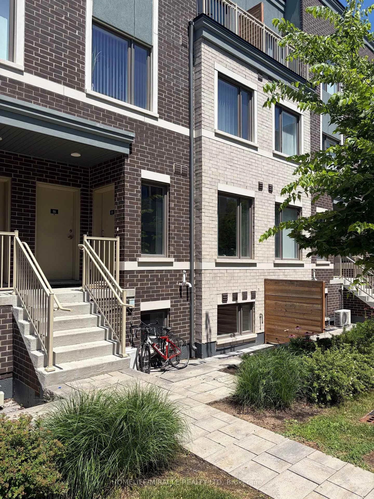 Photo 14 of Unit 87, 20 William Jackson Way, Etobicoke, New Toronto — HOMEH