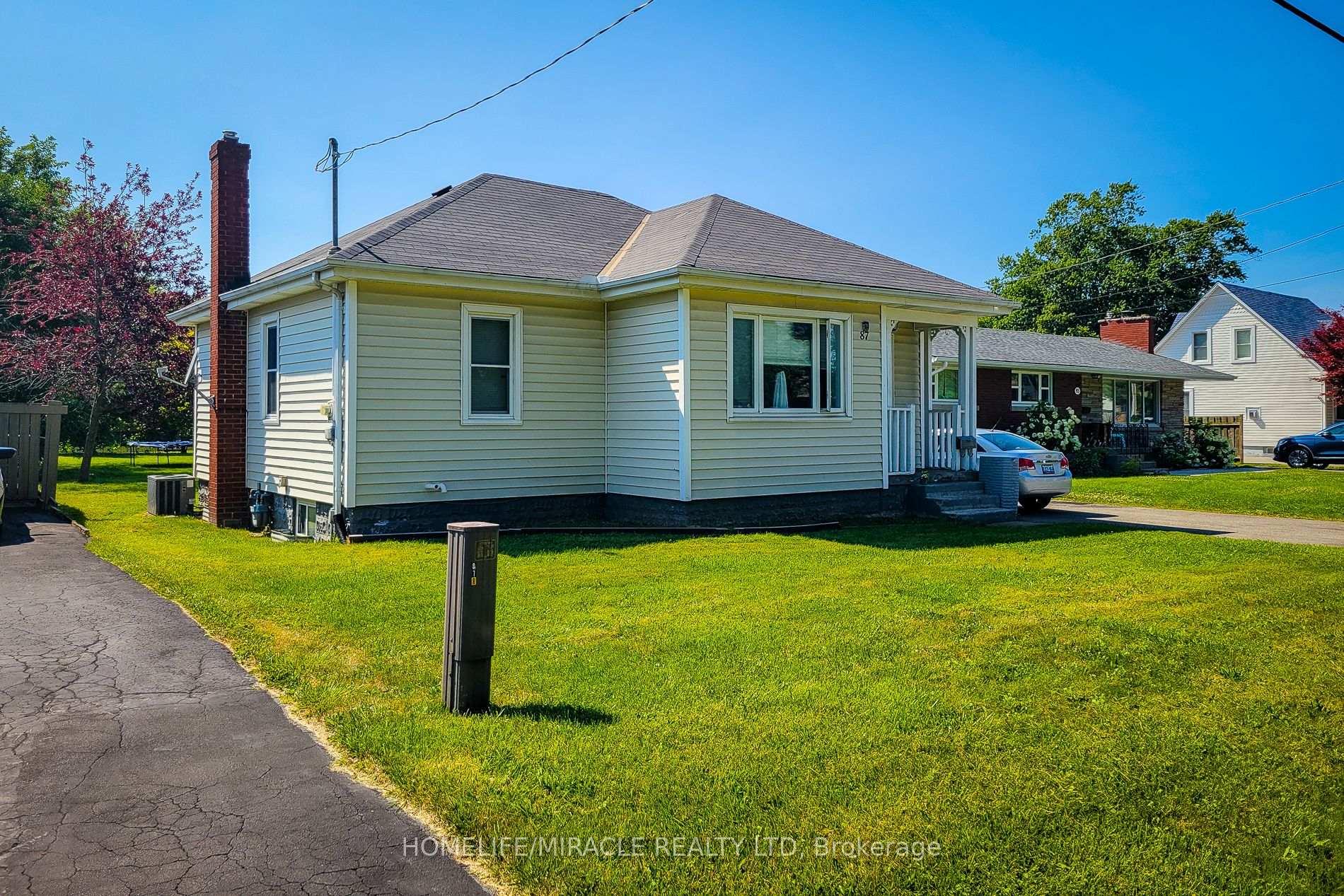 Photo 3 of 87 Rice Road, Welland, N. Welland — HOMEH