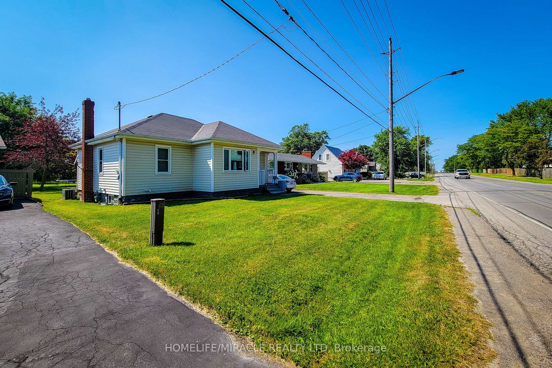Photo 5 of 87 Rice Road, Welland, N. Welland — HOMEH