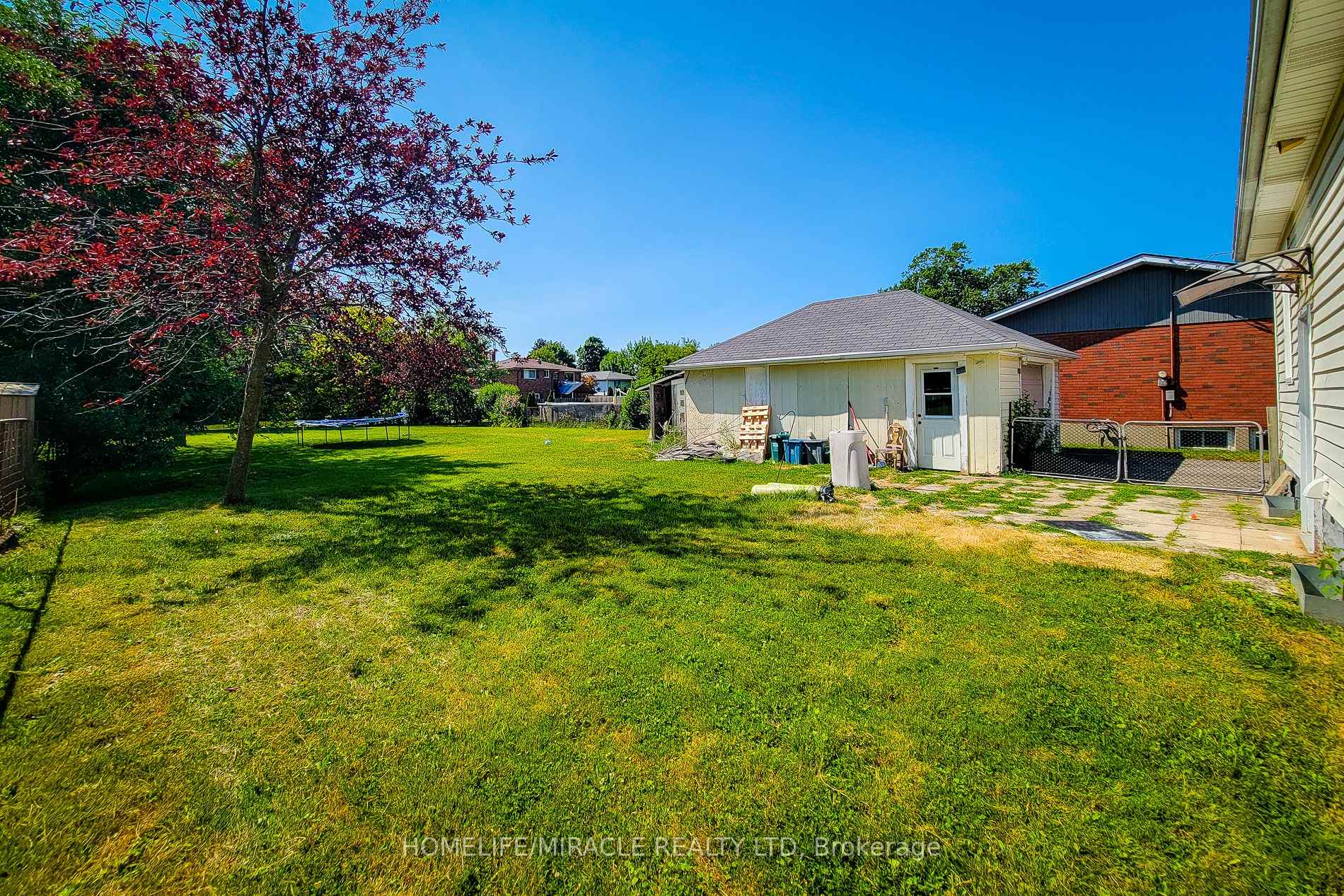 Photo 10 of 87 Rice Road, Welland, N. Welland — HOMEH