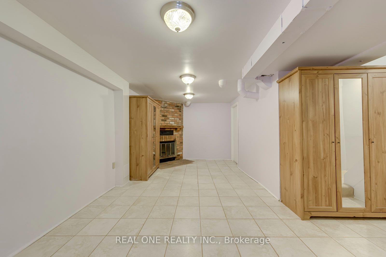 Photo 30 of 741 Queensbridge Drive, Mississauga, Creditview — HOMEH