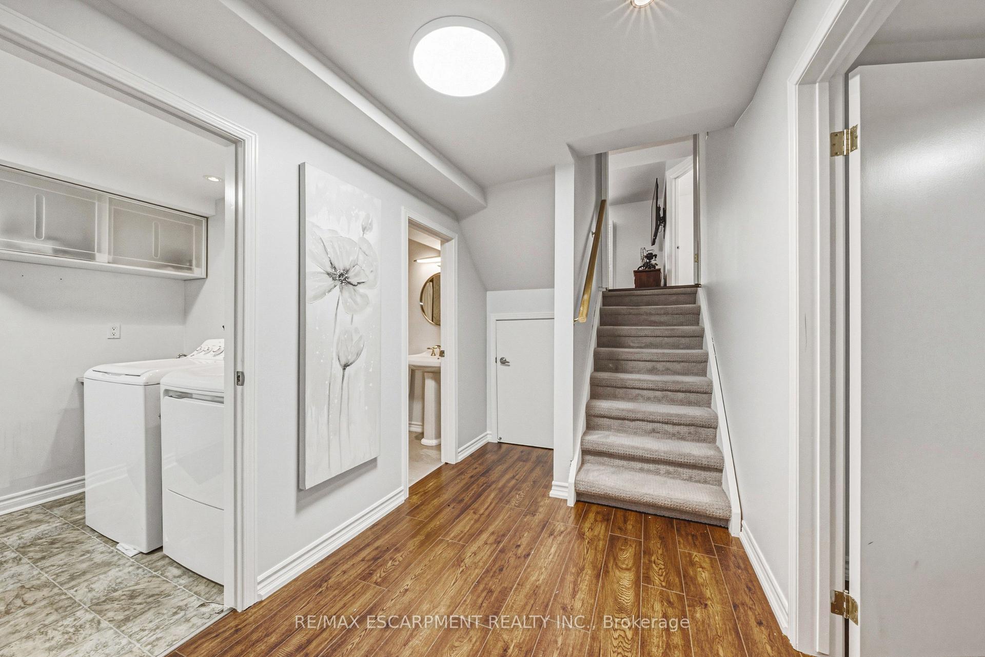 Photo 31 of 2206 Donald Road, Burlington, Headon — HOMEH