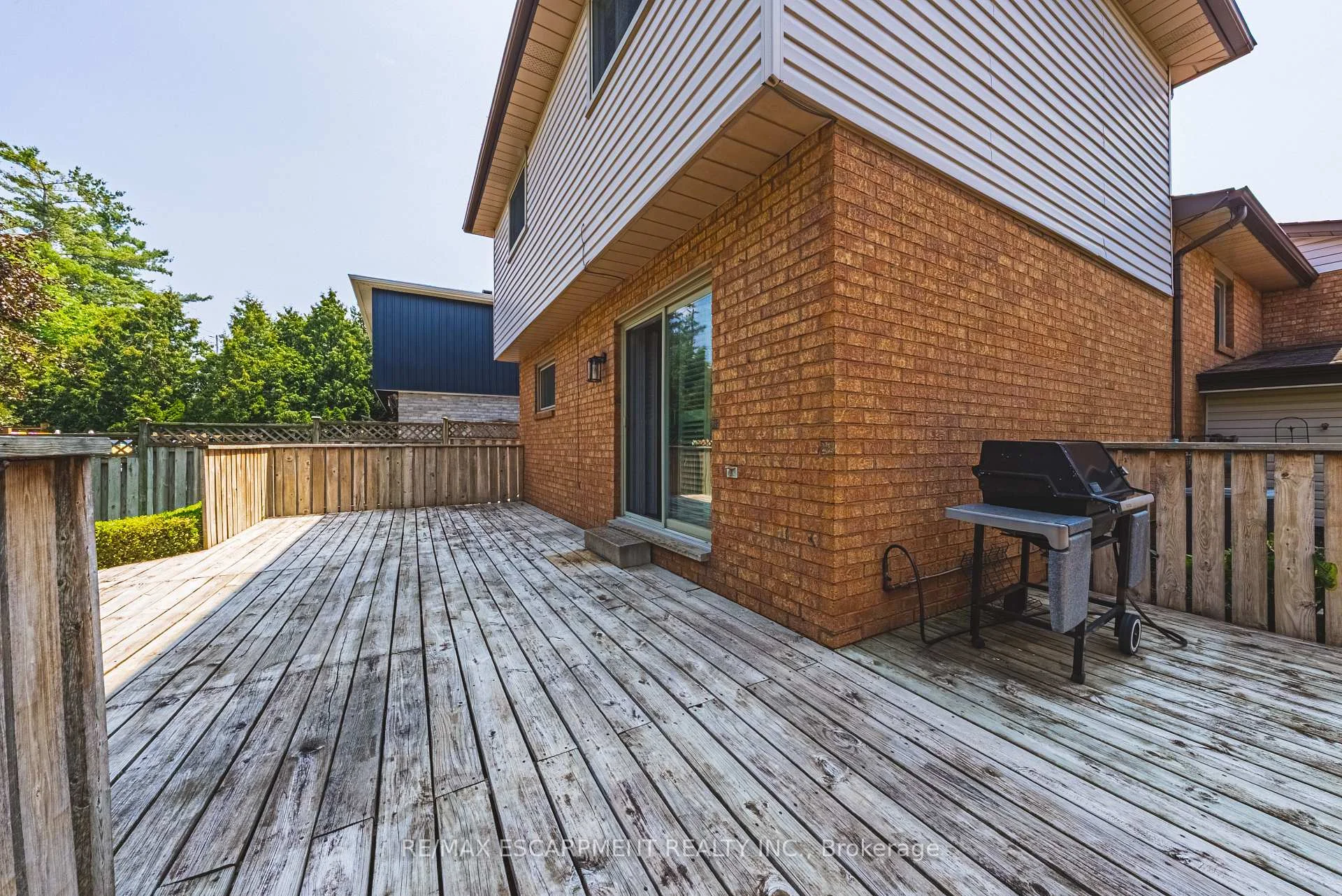 Photo 9 of 2206 Donald Road, Burlington, Headon — HOMEH