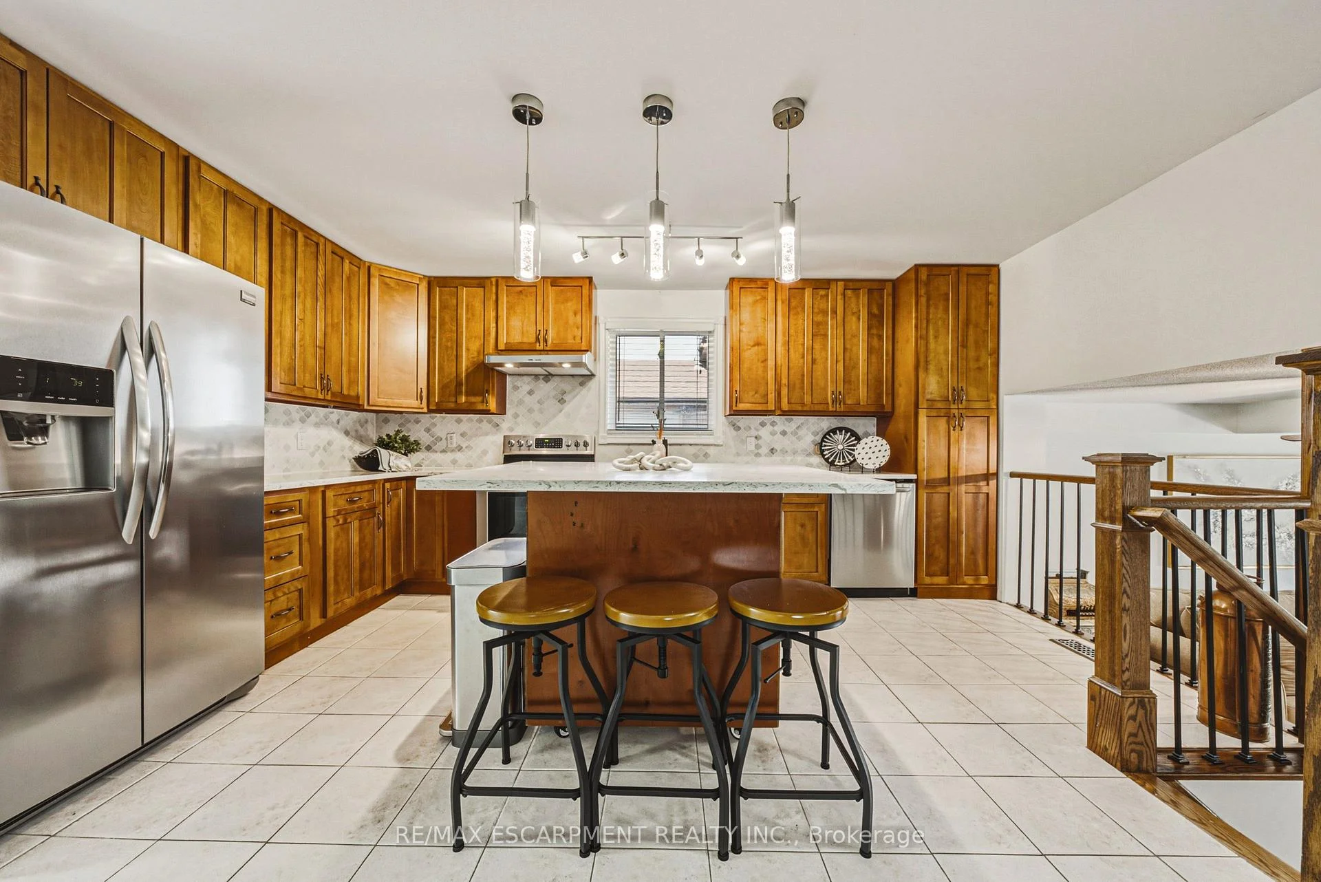 Photo 15 of 2206 Donald Road, Burlington, Headon — HOMEH