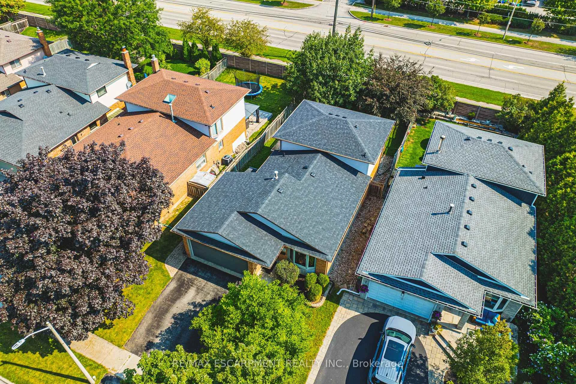 Photo 46 of 2206 Donald Road, Burlington, Headon — HOMEH