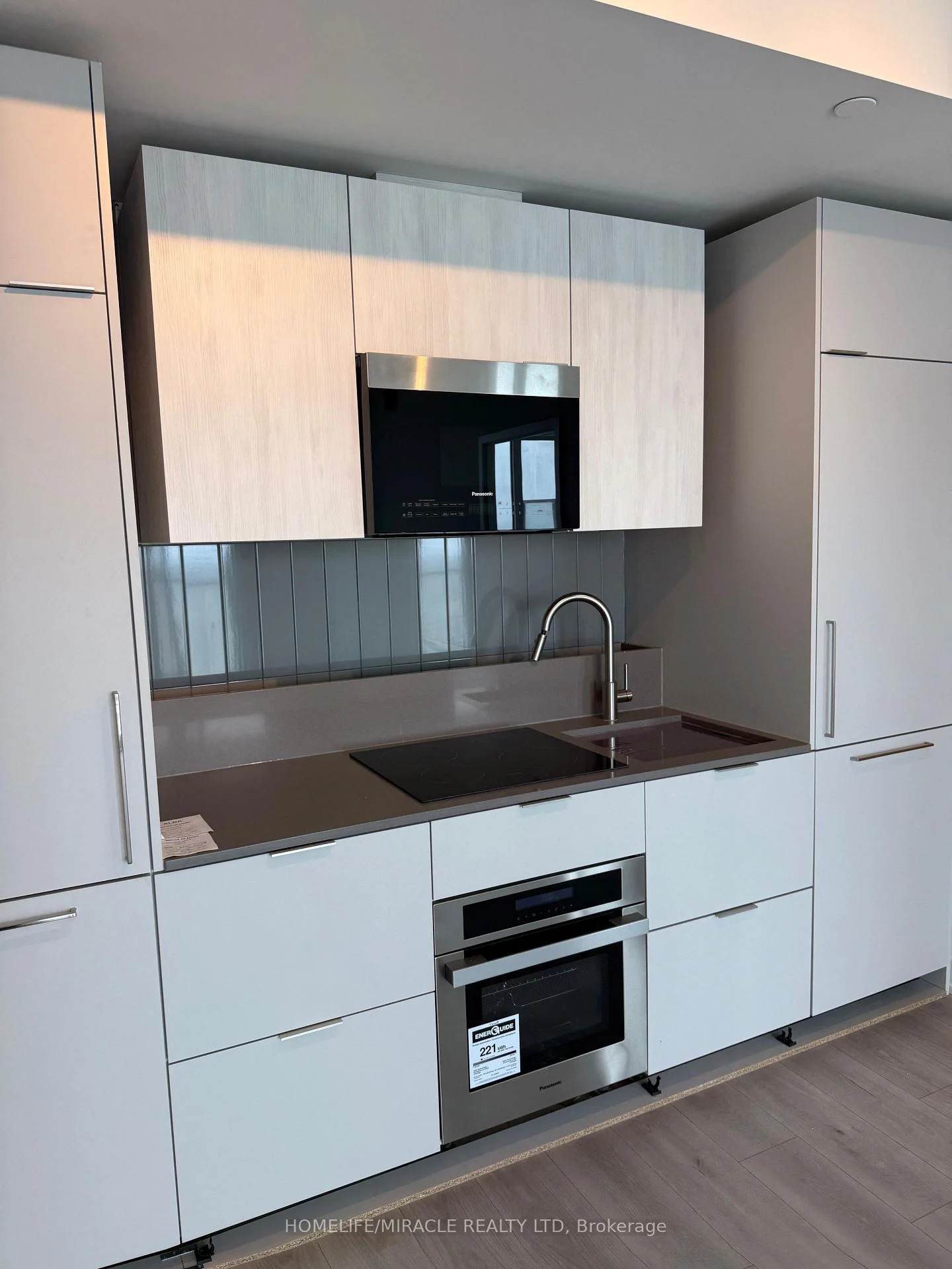 Photo 8 of Unit 2913, 1 Fairview Road, Mississauga, Mississauga Valleys — HOMEH