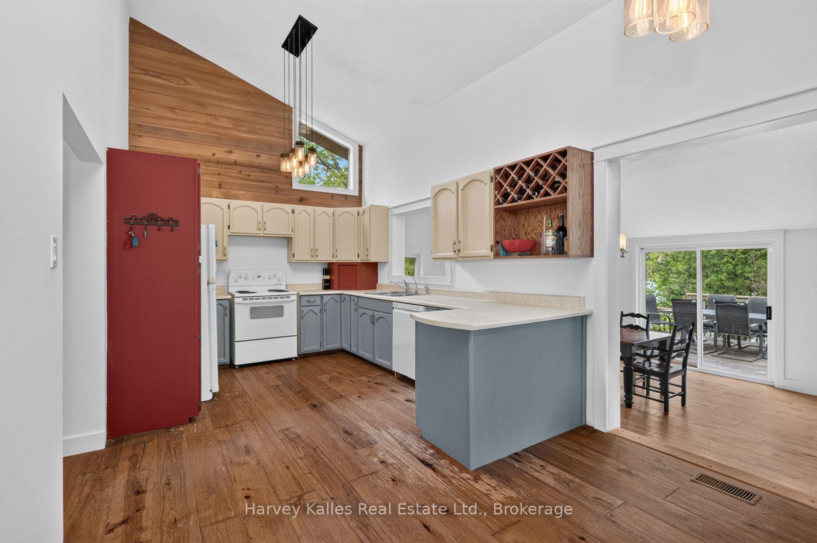 Photo 13 of 18 Ferris Road, Seguin — HOMEH