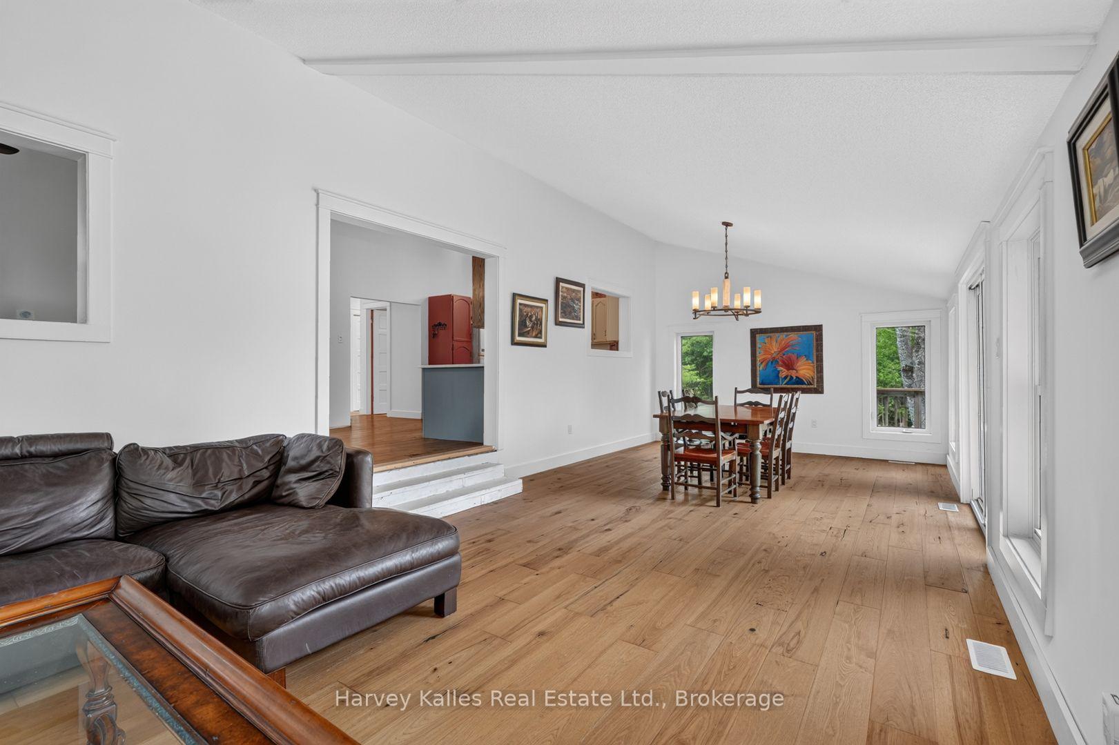 Photo 16 of 18 Ferris Road, Seguin — HOMEH