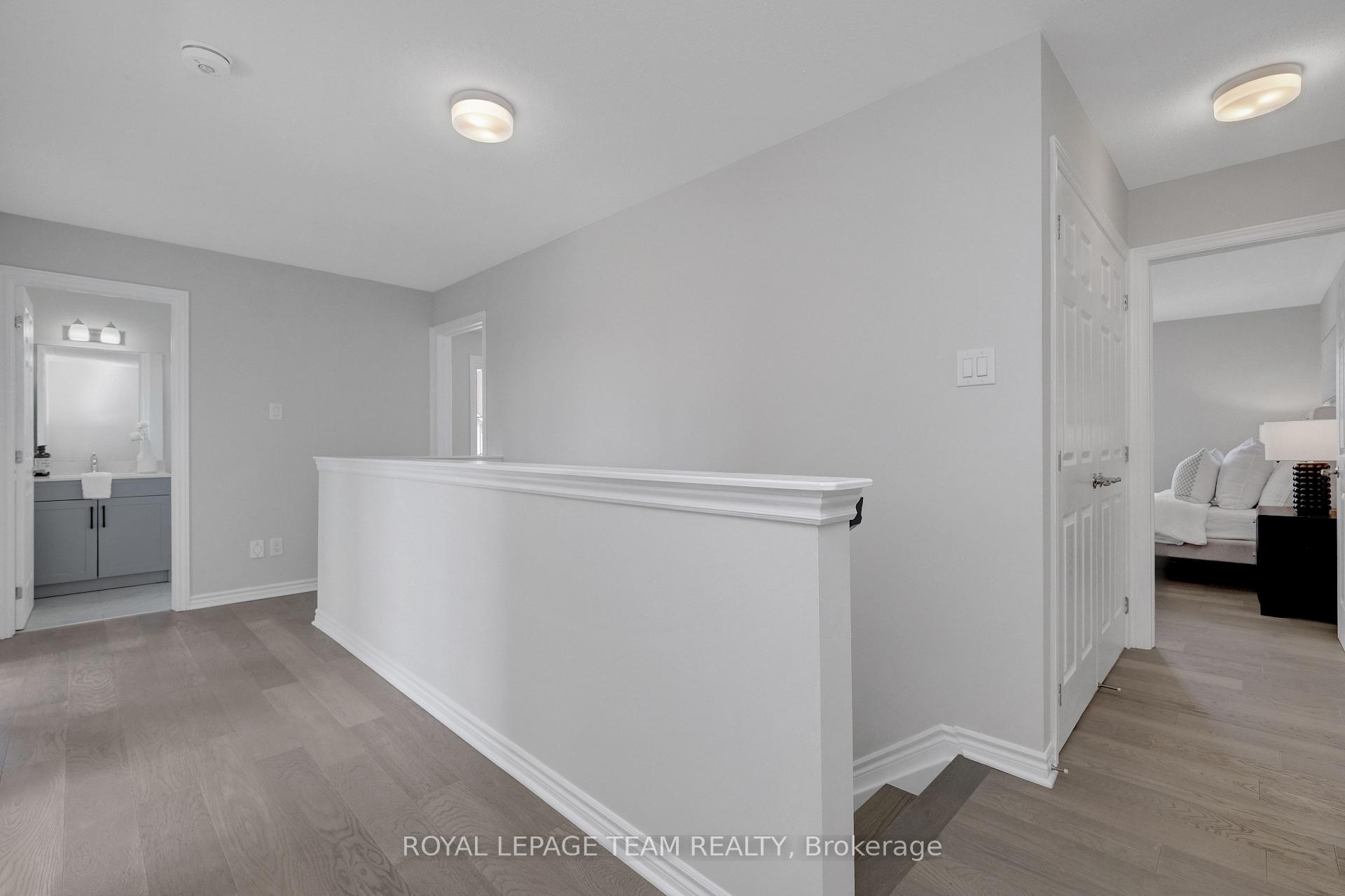 Photo 8 of 133 Celestial Grove, Ottawa, Barrhaven - Half Moon Bay — HOMEH