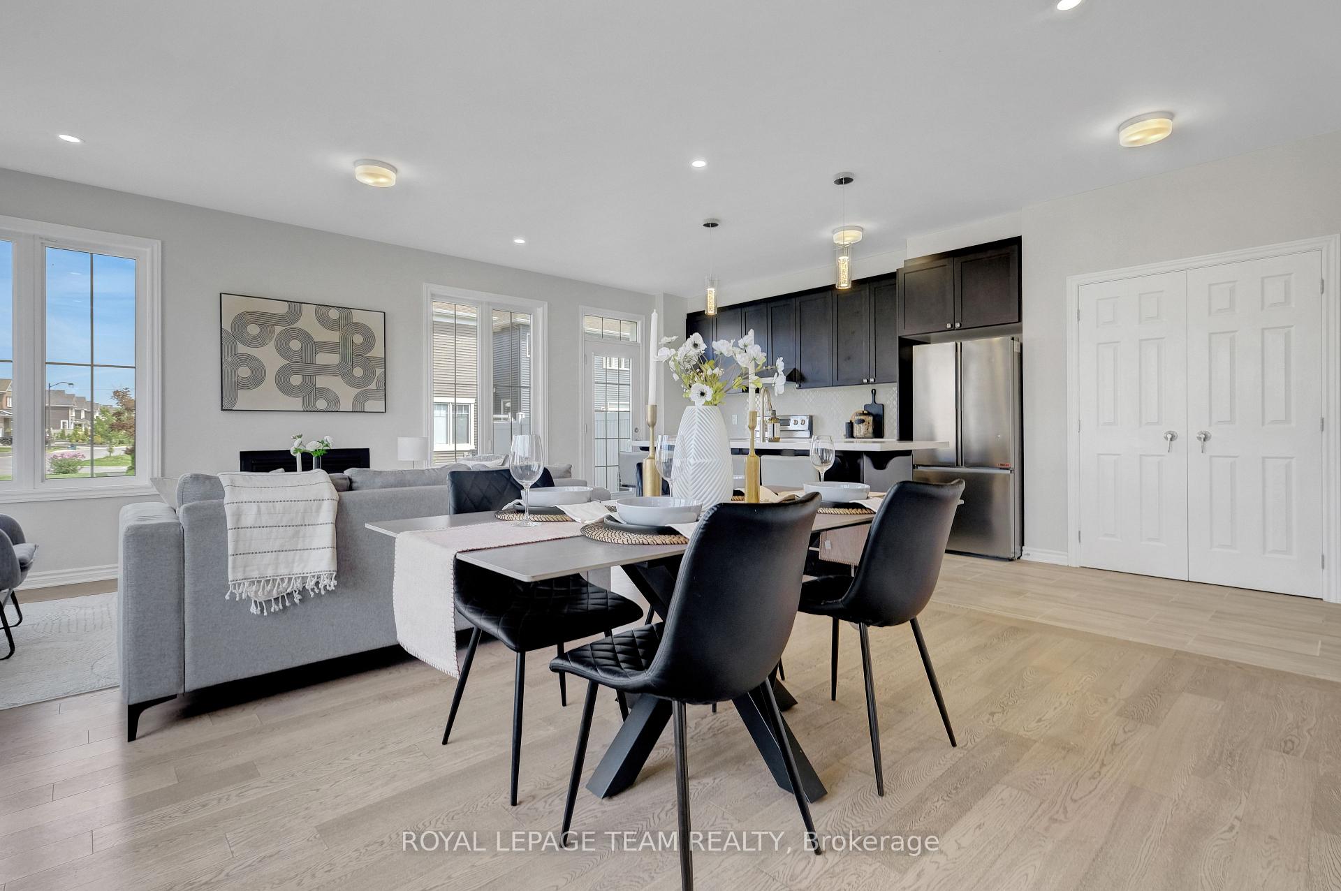 Photo 11 of 133 Celestial Grove, Ottawa, Barrhaven - Half Moon Bay — HOMEH