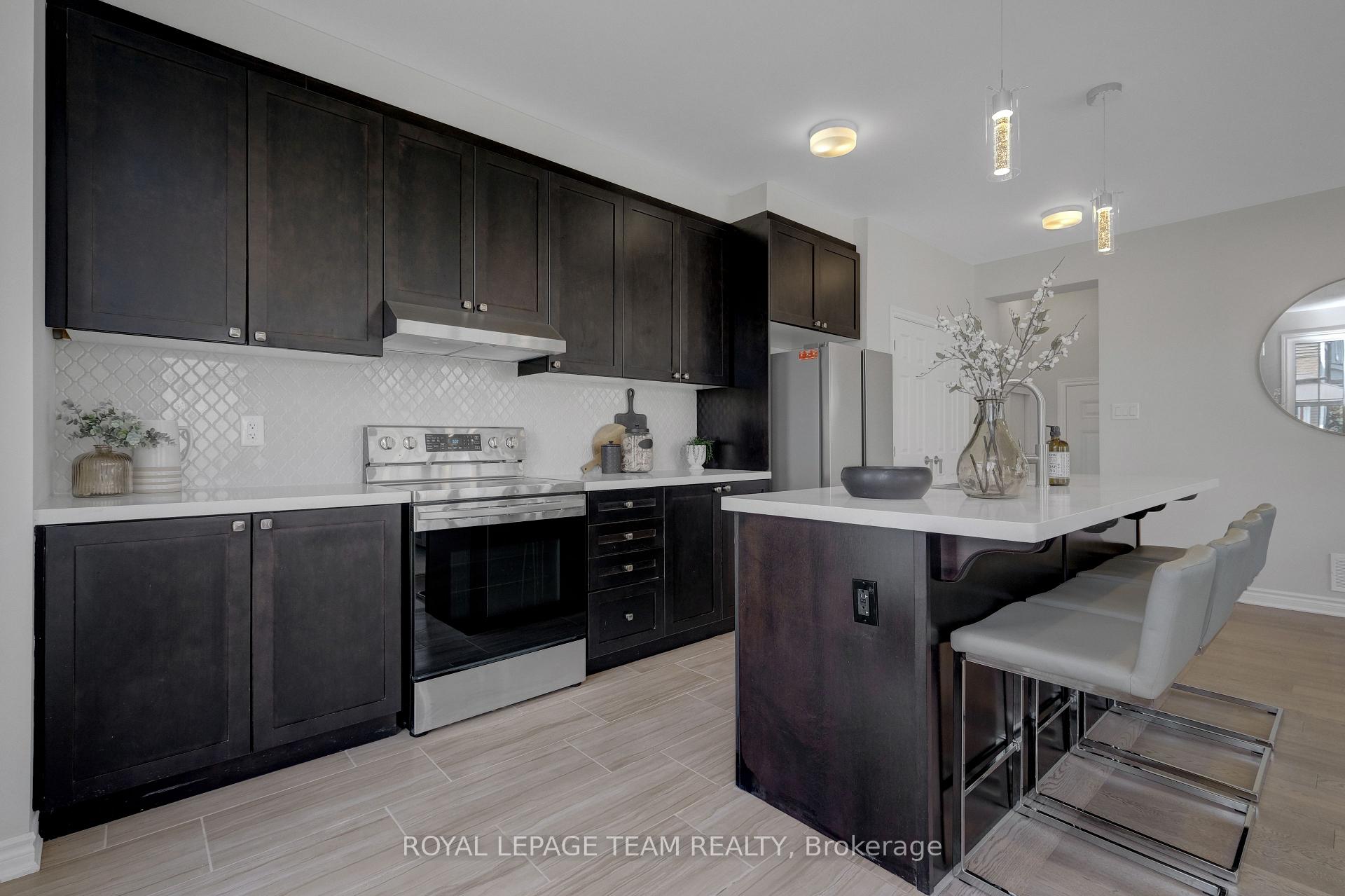 Photo 24 of 133 Celestial Grove, Ottawa, Barrhaven - Half Moon Bay — HOMEH