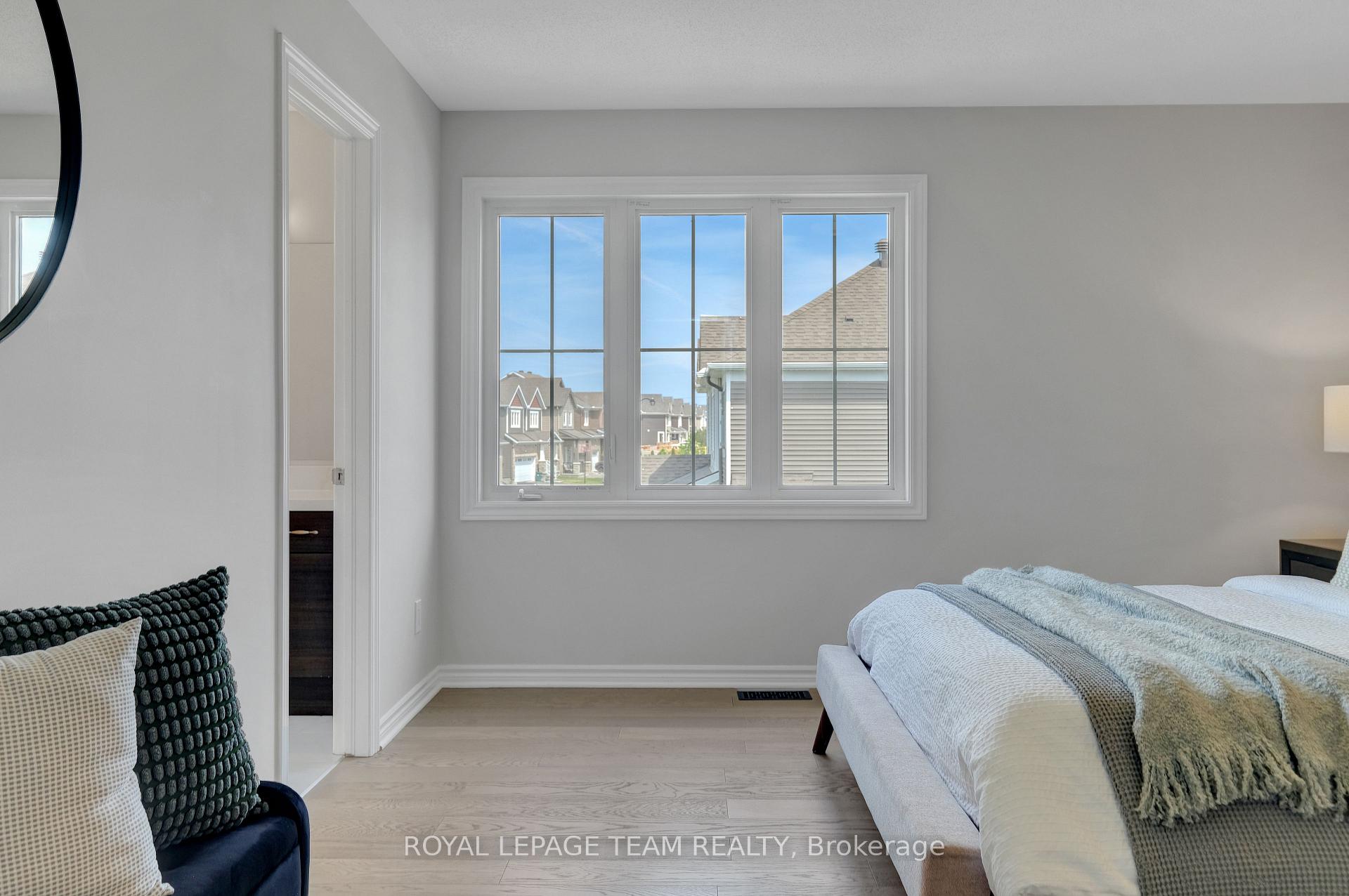 Photo 30 of 133 Celestial Grove, Ottawa, Barrhaven - Half Moon Bay — HOMEH