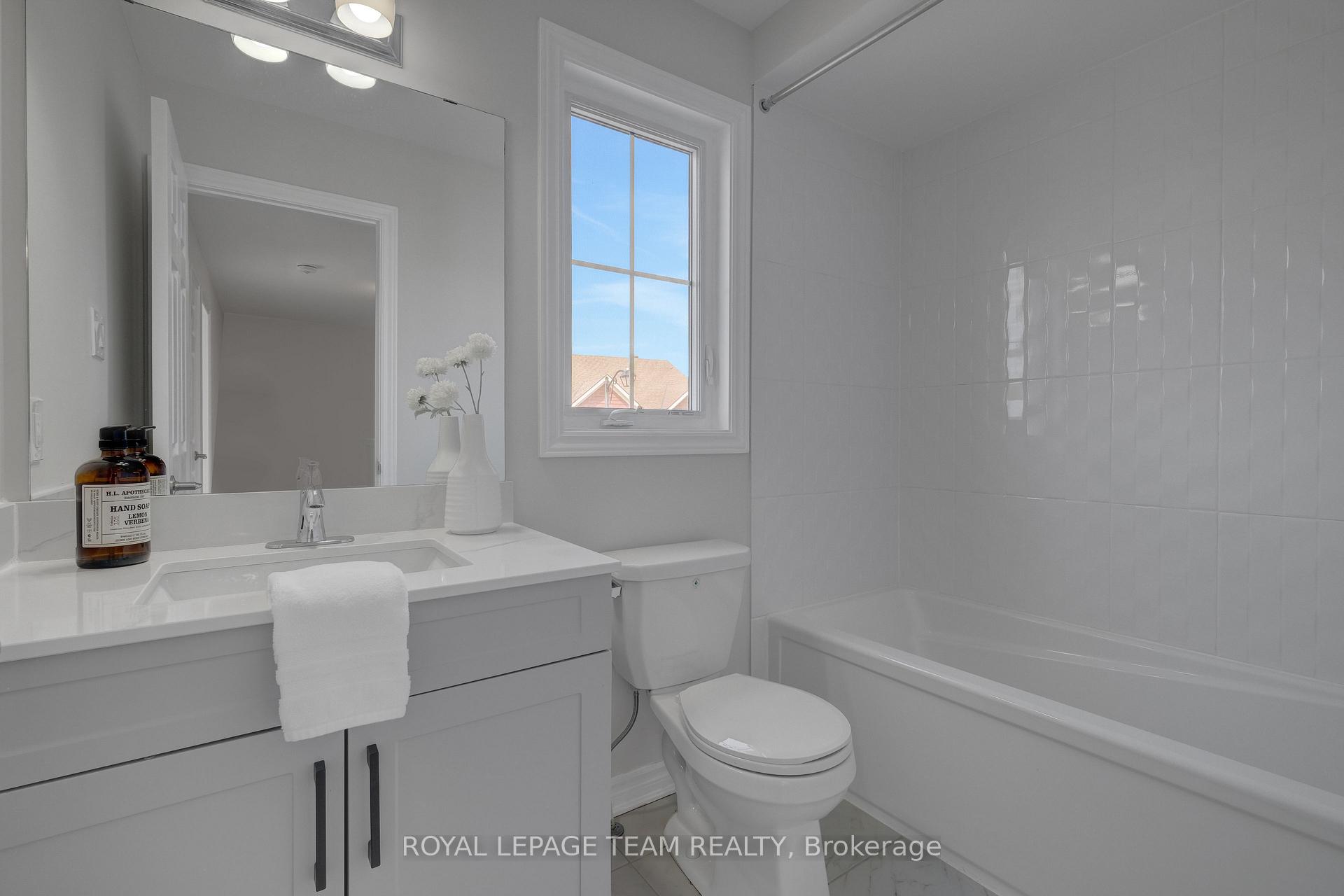 Photo 39 of 133 Celestial Grove, Ottawa, Barrhaven - Half Moon Bay — HOMEH