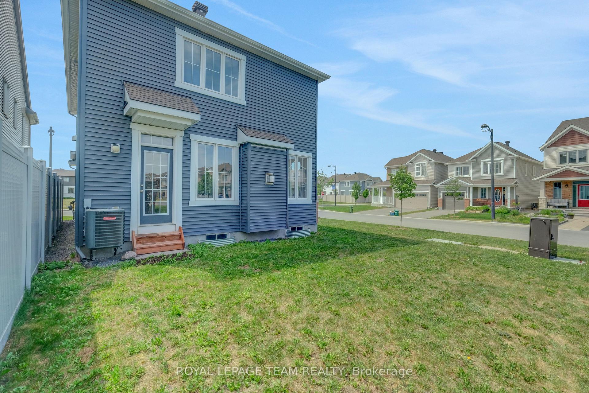 Photo 49 of 133 Celestial Grove, Ottawa, Barrhaven - Half Moon Bay — HOMEH