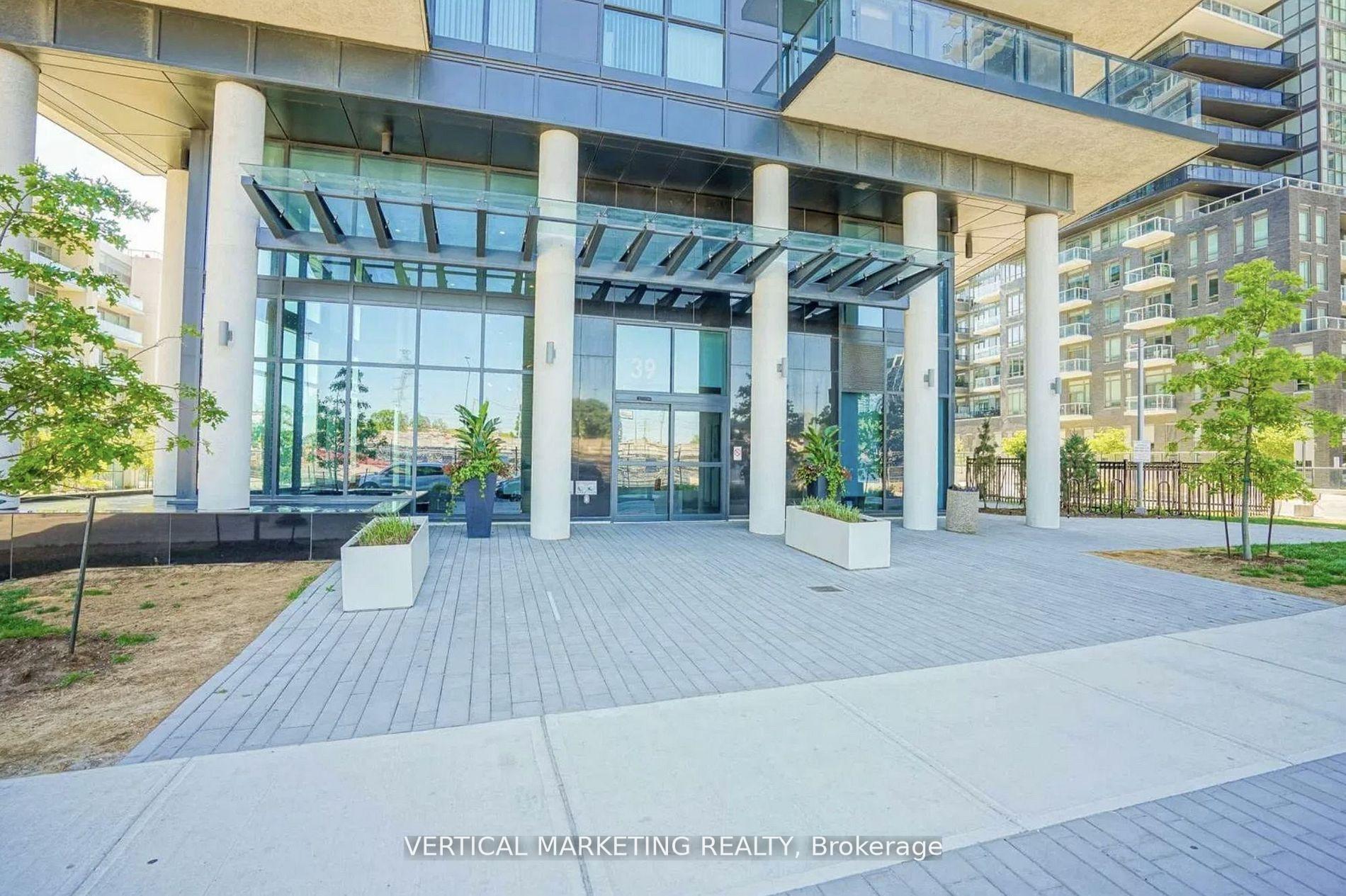 Photo 4 of Unit 322, 39 Annie Craig Drive, Etobicoke, Mimico — HOMEH