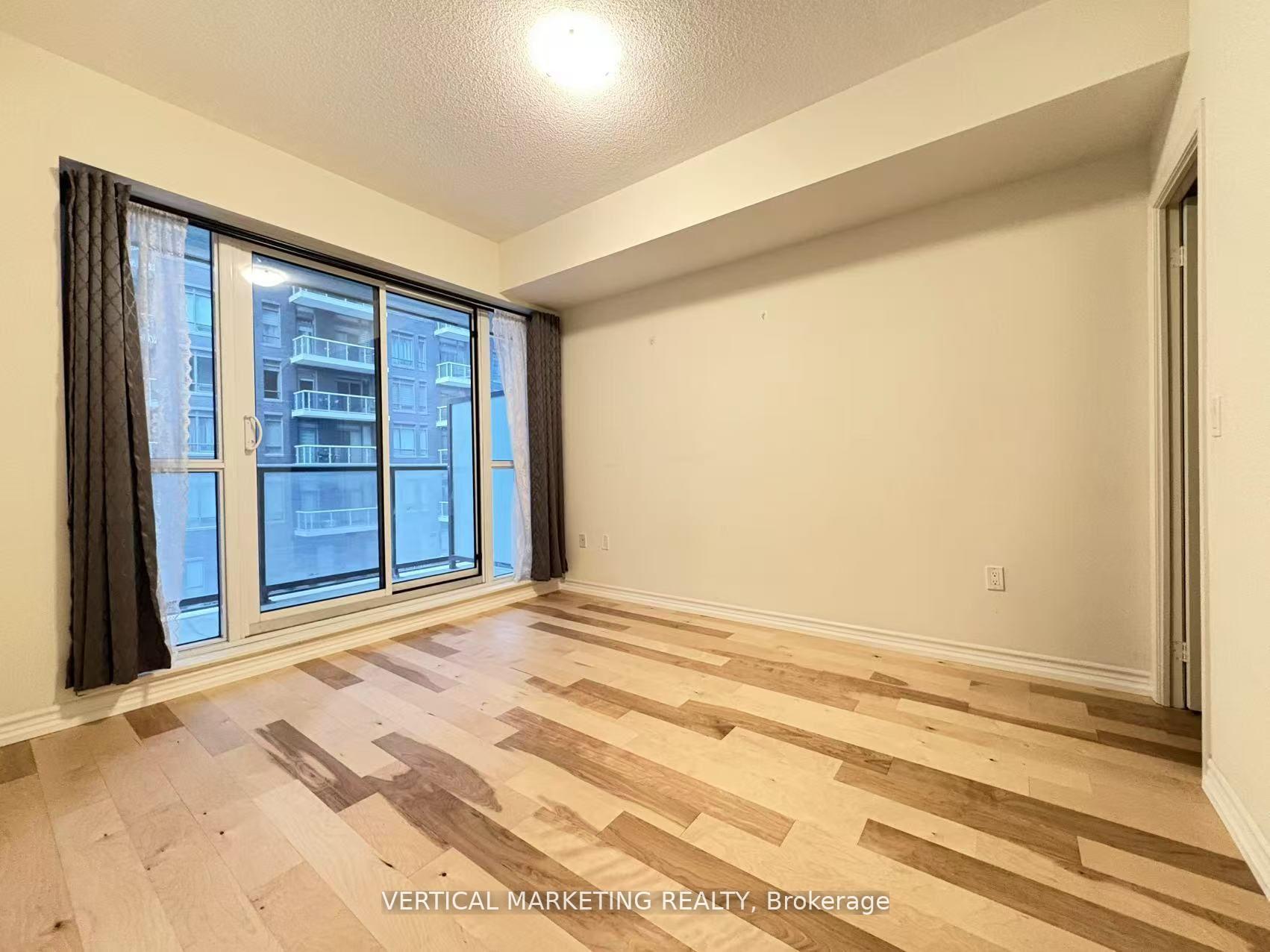 Photo 8 of Unit 322, 39 Annie Craig Drive, Etobicoke, Mimico — HOMEH