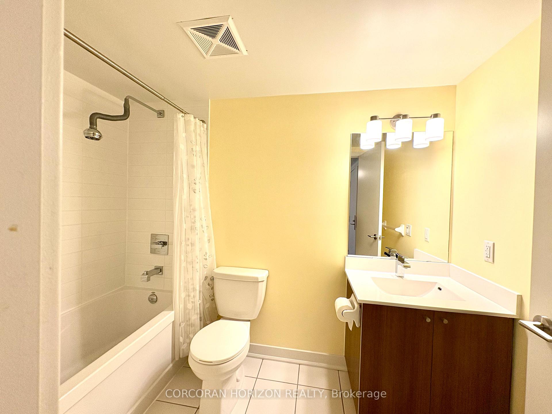 Photo 11 of Unit 708, 5740 Yonge Street, North York, Newtonbrook West — HOMEH