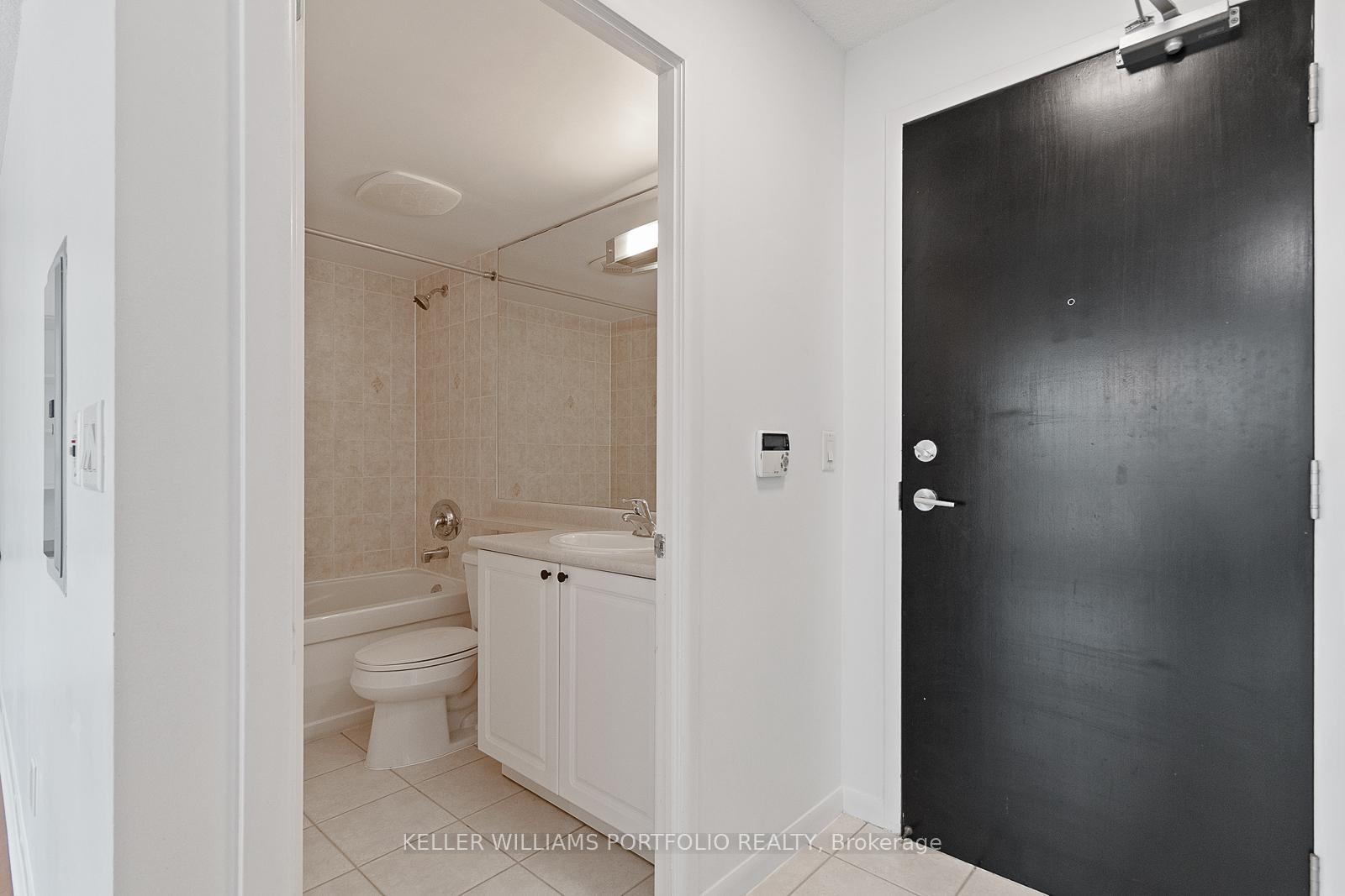 Photo 3 of Unit 1504, 18 Yonge Street, Toronto, Waterfront Communities — HOMEH