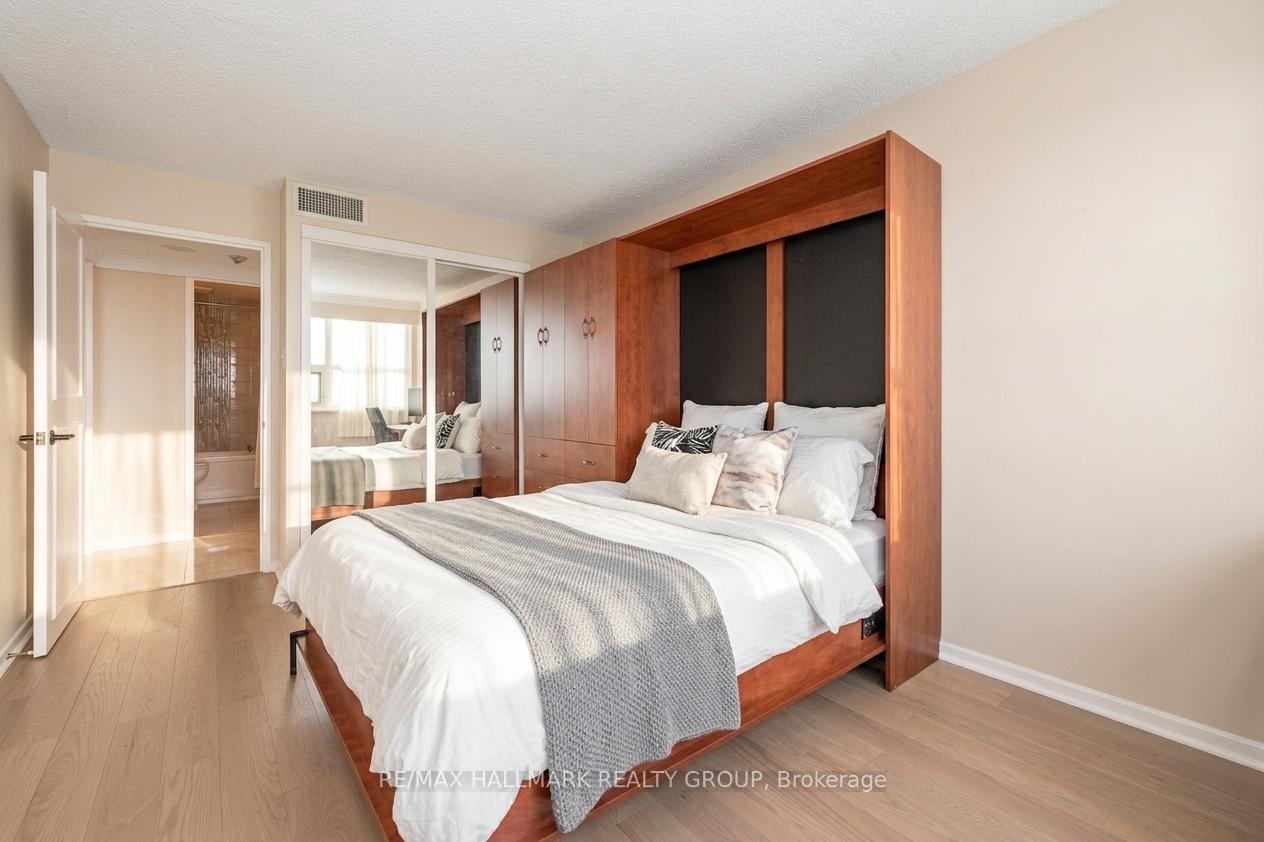 Photo 22 of Unit 1702, 1510 Riverside Drive, Ottawa, Riverview Park — HOMEH