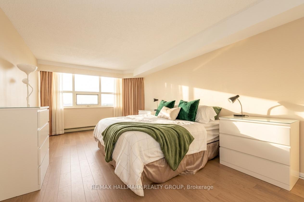 Photo 24 of Unit 1702, 1510 Riverside Drive, Ottawa, Riverview Park — HOMEH