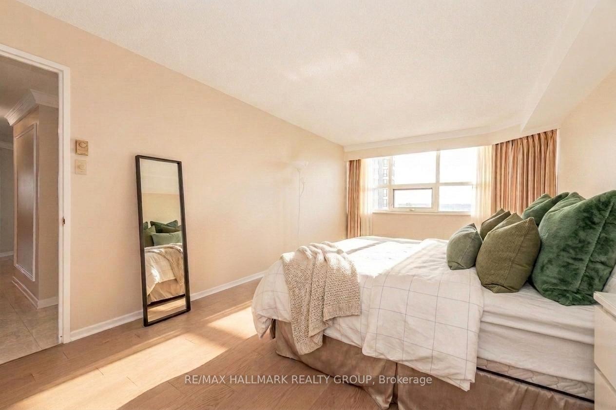 Photo 25 of Unit 1702, 1510 Riverside Drive, Ottawa, Riverview Park — HOMEH
