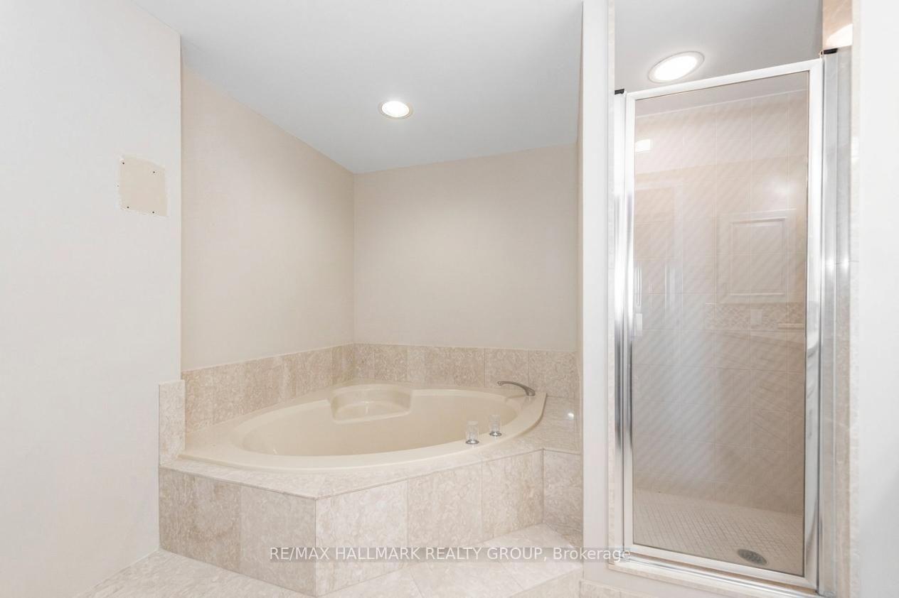 Photo 28 of Unit 1702, 1510 Riverside Drive, Ottawa, Riverview Park — HOMEH
