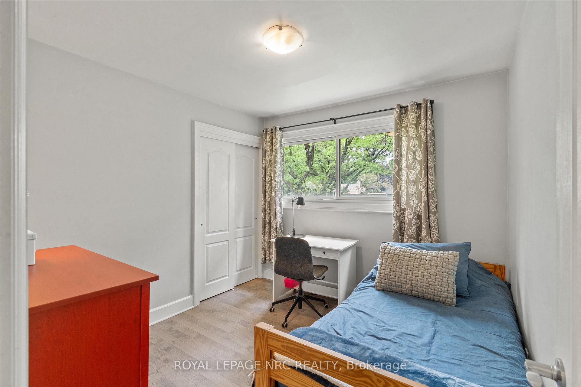 Photo 20 of 1 Kingston Bay, St. Catharines, Carlton/Bunting — HOMEH