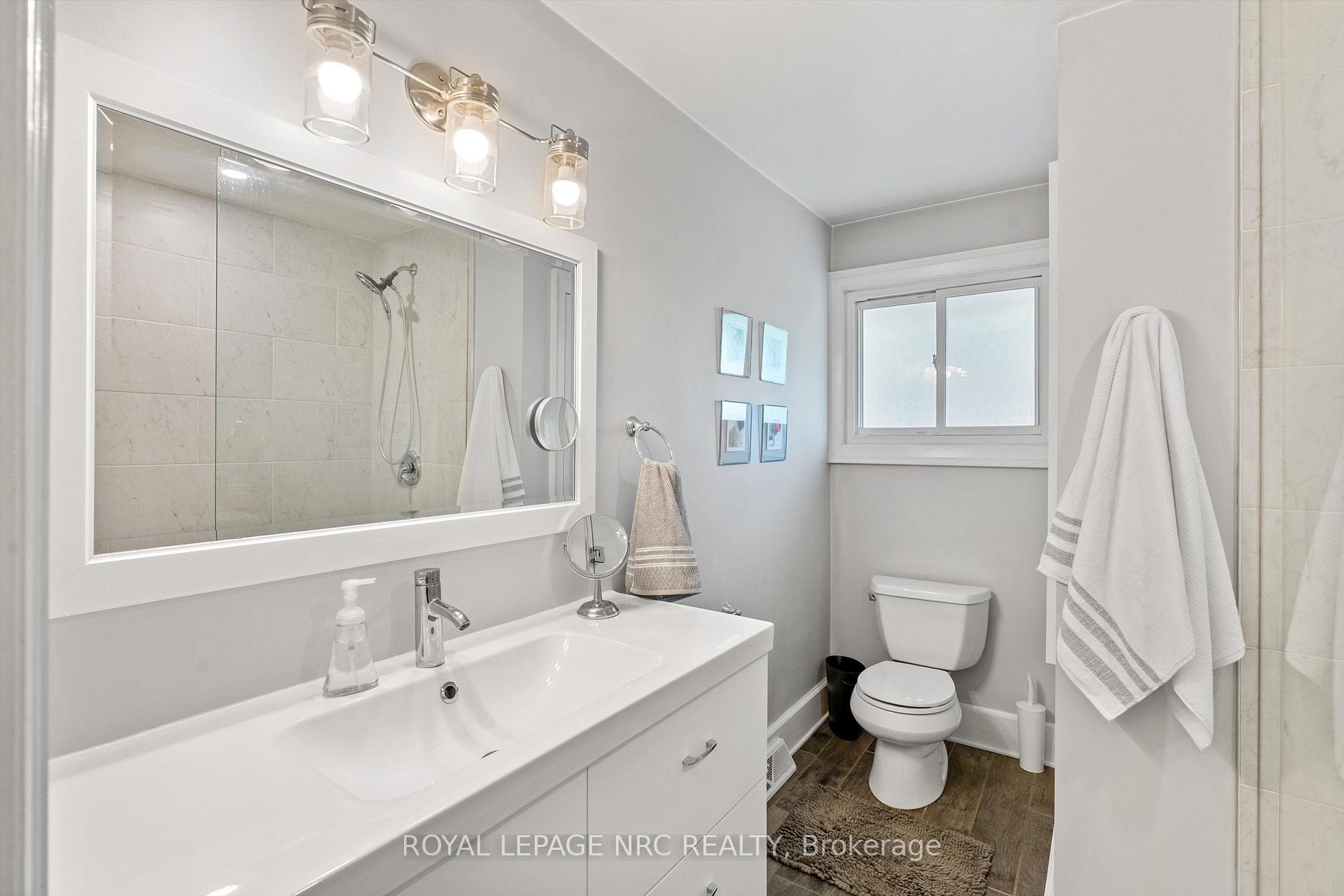 Photo 22 of 1 Kingston Bay, St. Catharines, Carlton/Bunting — HOMEH