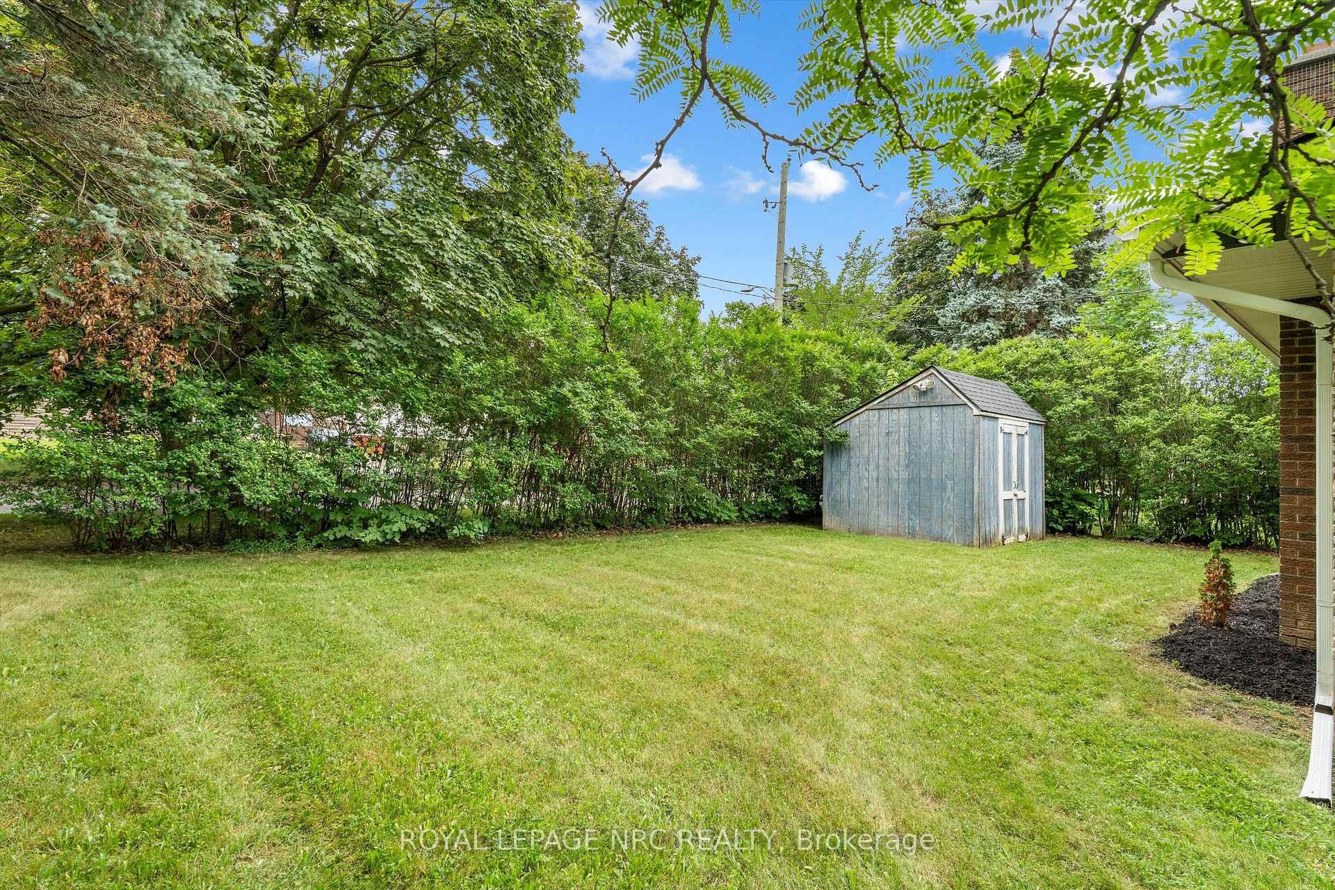 Photo 31 of 1 Kingston Bay, St. Catharines, Carlton/Bunting — HOMEH