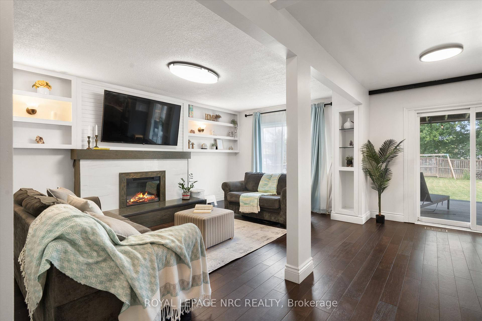 Photo 12 of 51 Briarsdale Crescent, Welland, N. Welland — HOMEH