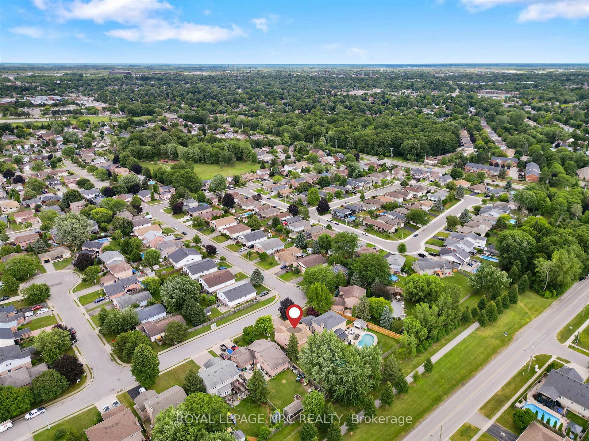 Photo 22 of 51 Briarsdale Crescent, Welland, N. Welland — HOMEH