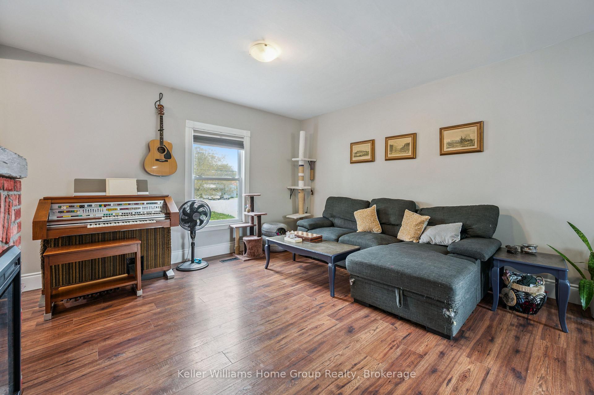 Photo 3 of 67 Stevenson Street S, Guelph, St. Patrick's Ward — HOMEH
