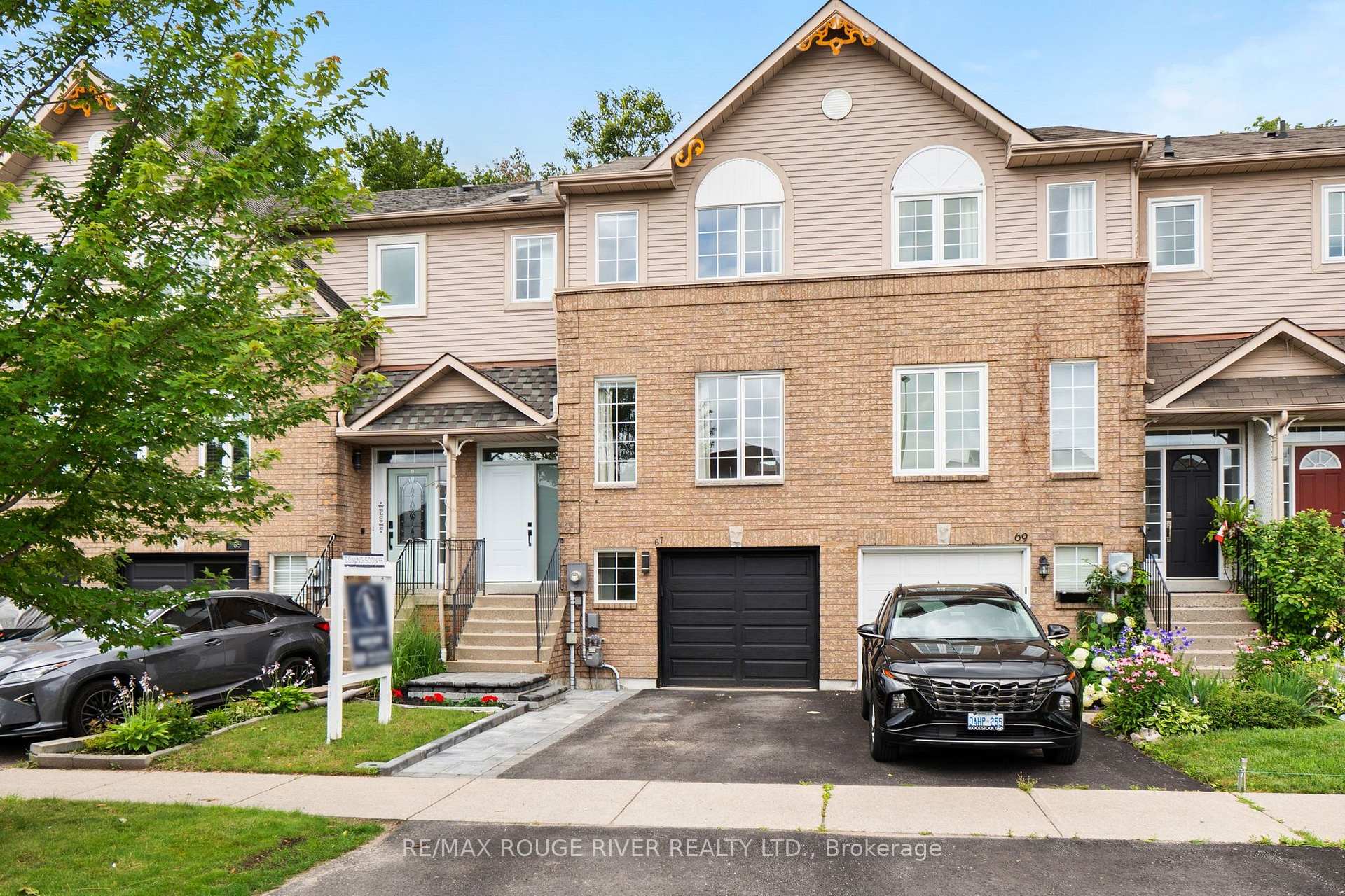 Photo 38 of 67 Trewin Lane, Clarington, Bowmanville — HOMEH