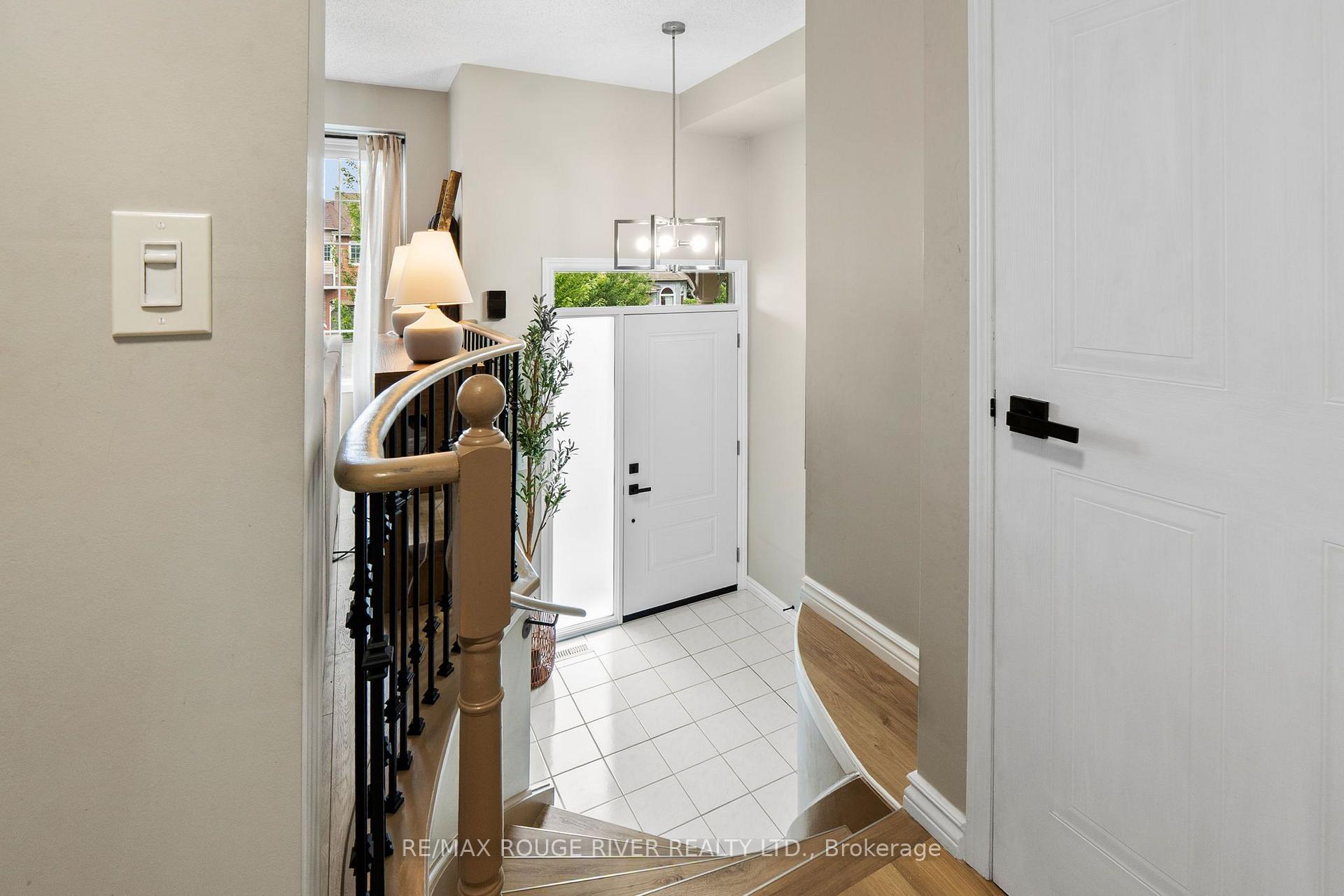 Photo 5 of 67 Trewin Lane, Clarington, Bowmanville — HOMEH