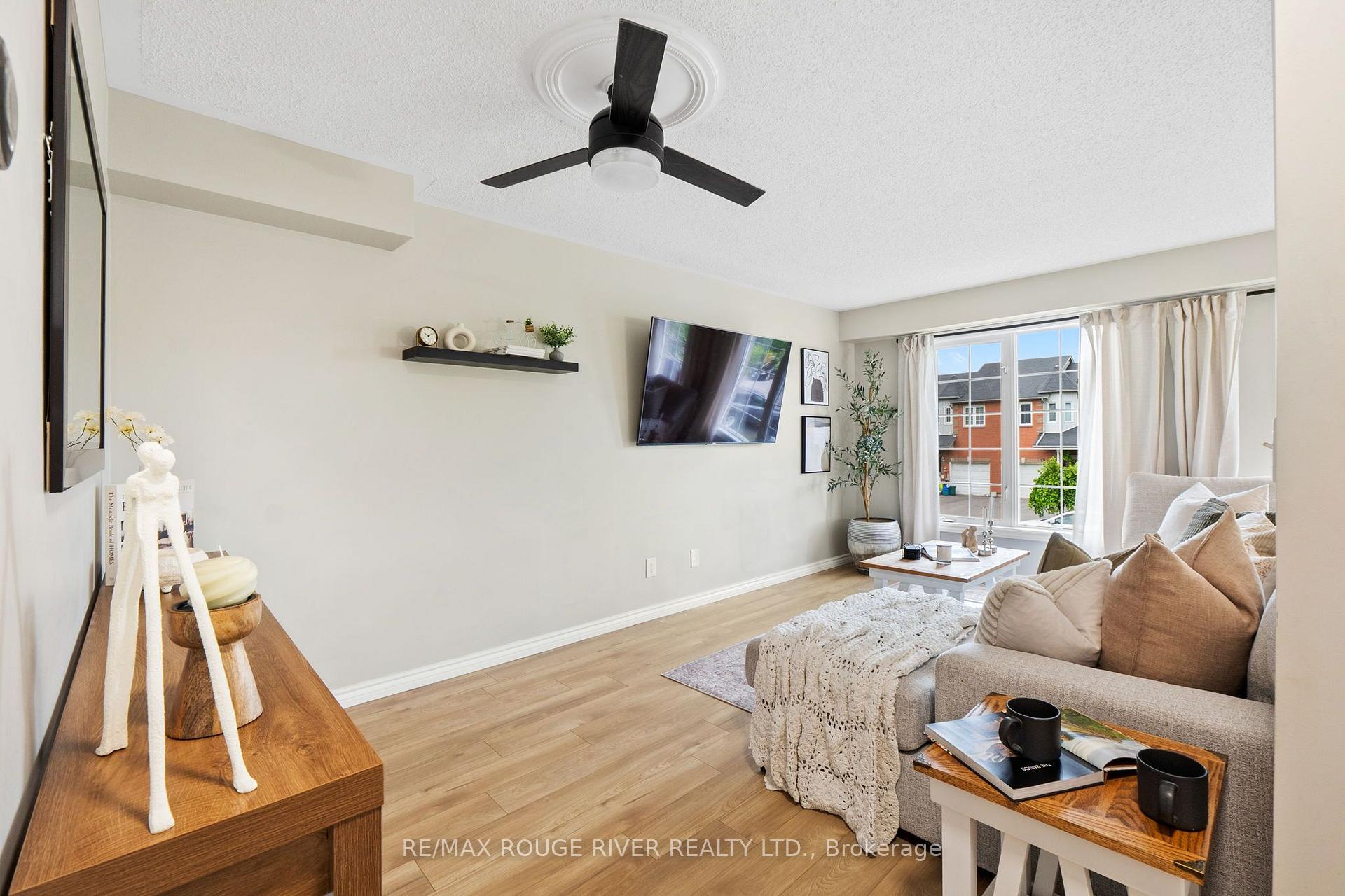 Photo 8 of 67 Trewin Lane, Clarington, Bowmanville — HOMEH