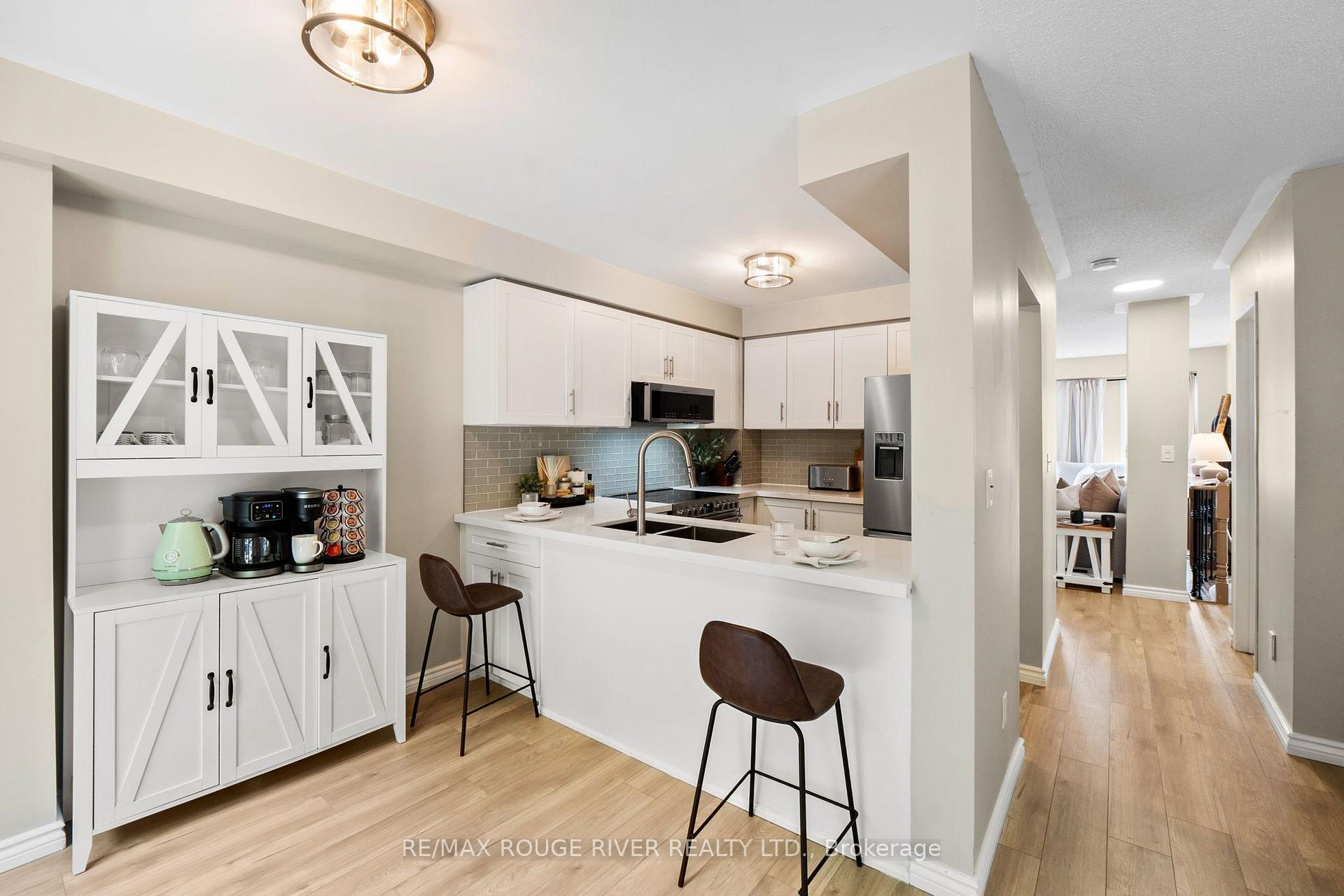 Photo 16 of 67 Trewin Lane, Clarington, Bowmanville — HOMEH