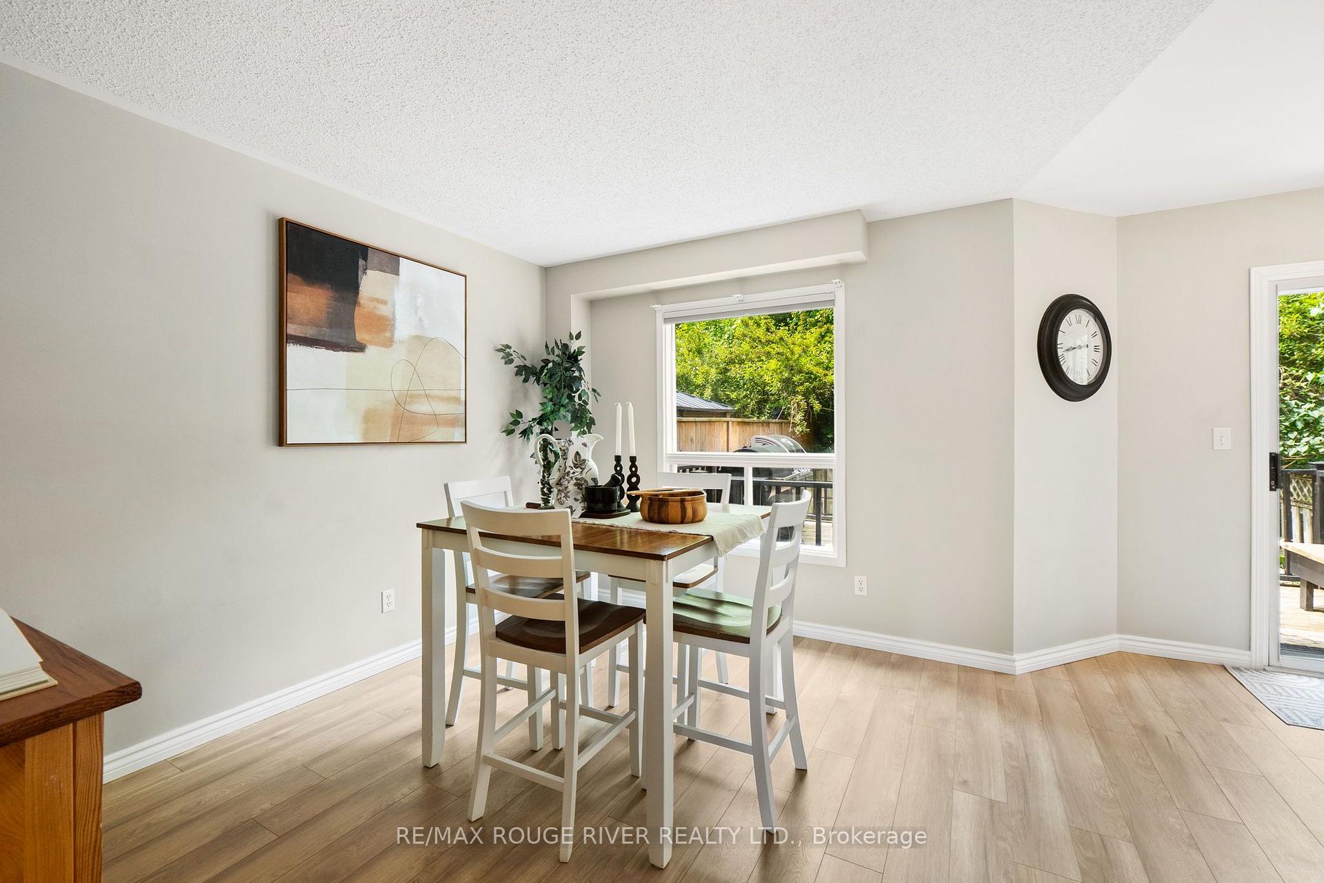 Photo 18 of 67 Trewin Lane, Clarington, Bowmanville — HOMEH