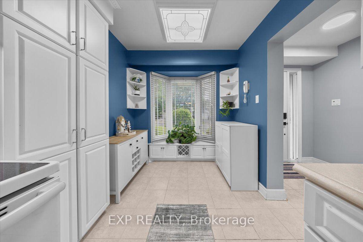 Photo 6 of 1044 Arrowhead Place, Ottawa, Convent Glen — HOMEH