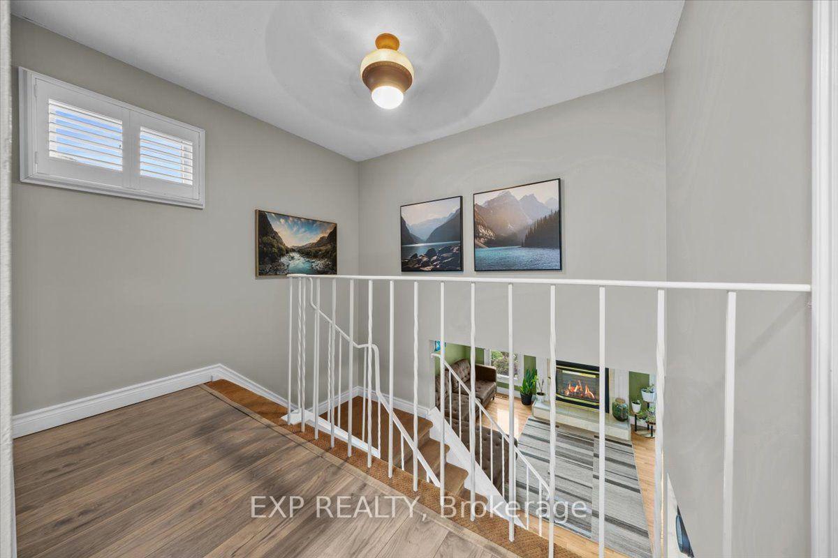 Photo 18 of 1044 Arrowhead Place, Ottawa, Convent Glen — HOMEH