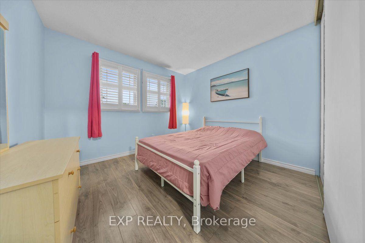 Photo 23 of 1044 Arrowhead Place, Ottawa, Convent Glen — HOMEH