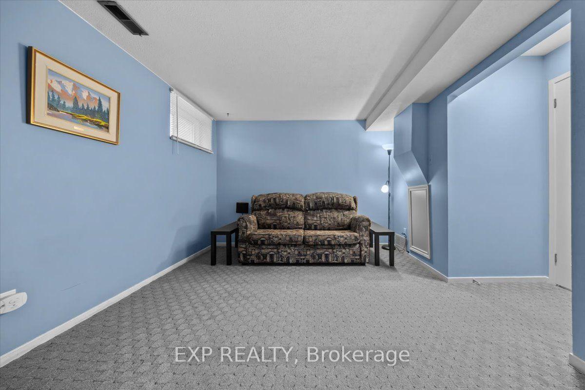 Photo 26 of 1044 Arrowhead Place, Ottawa, Convent Glen — HOMEH