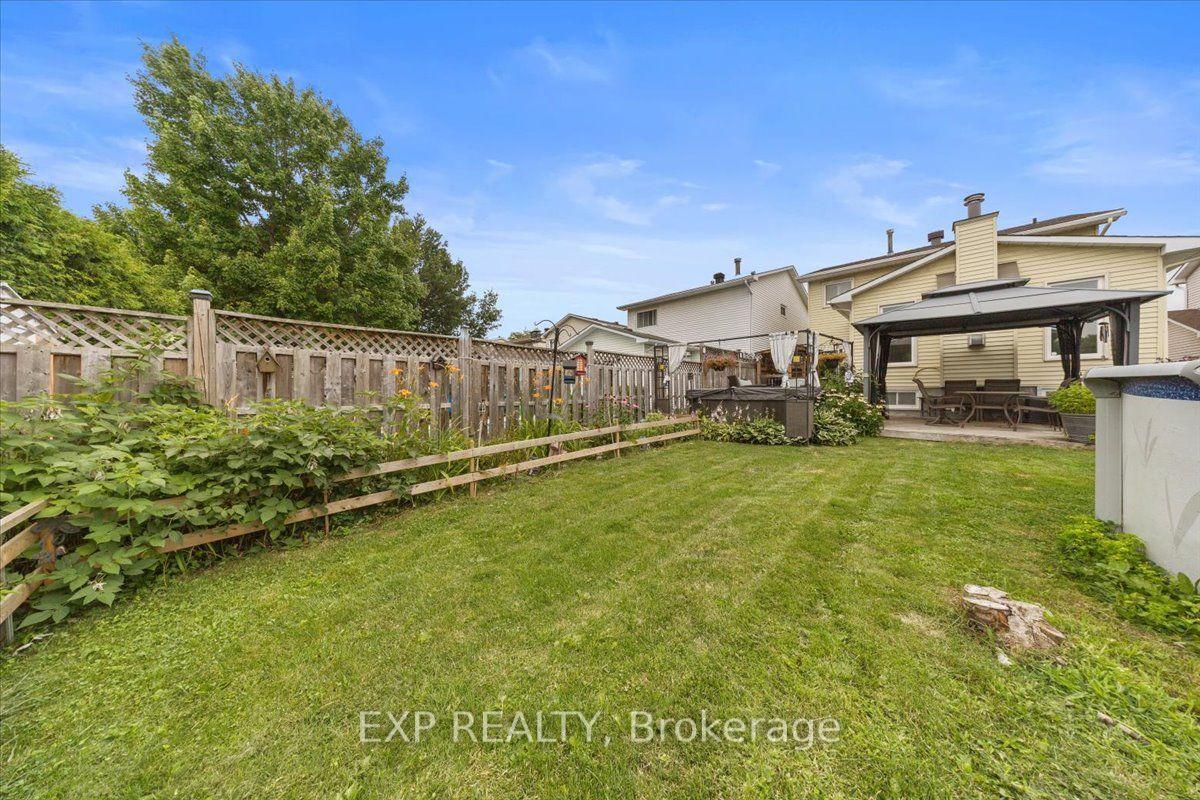 Photo 37 of 1044 Arrowhead Place, Ottawa, Convent Glen — HOMEH