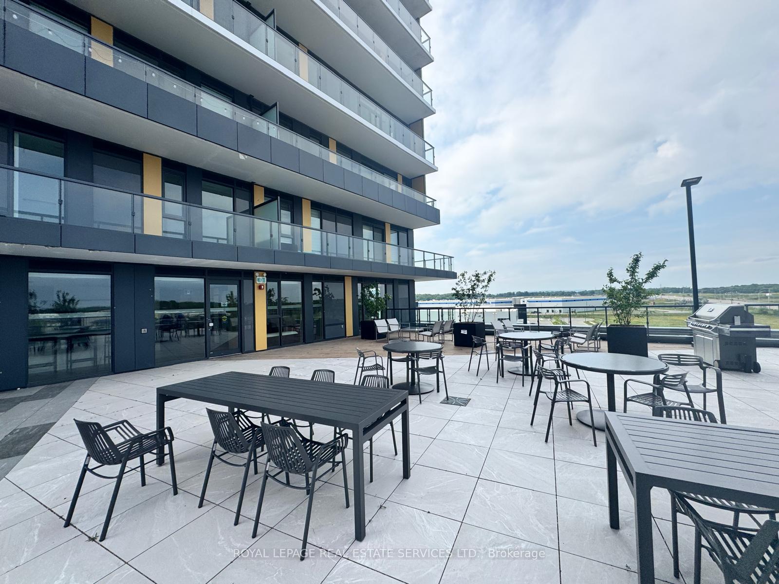 Photo 9 of Unit 1502, 4878 Powers Common Boulevard, Burlington, Alton — HOMEH