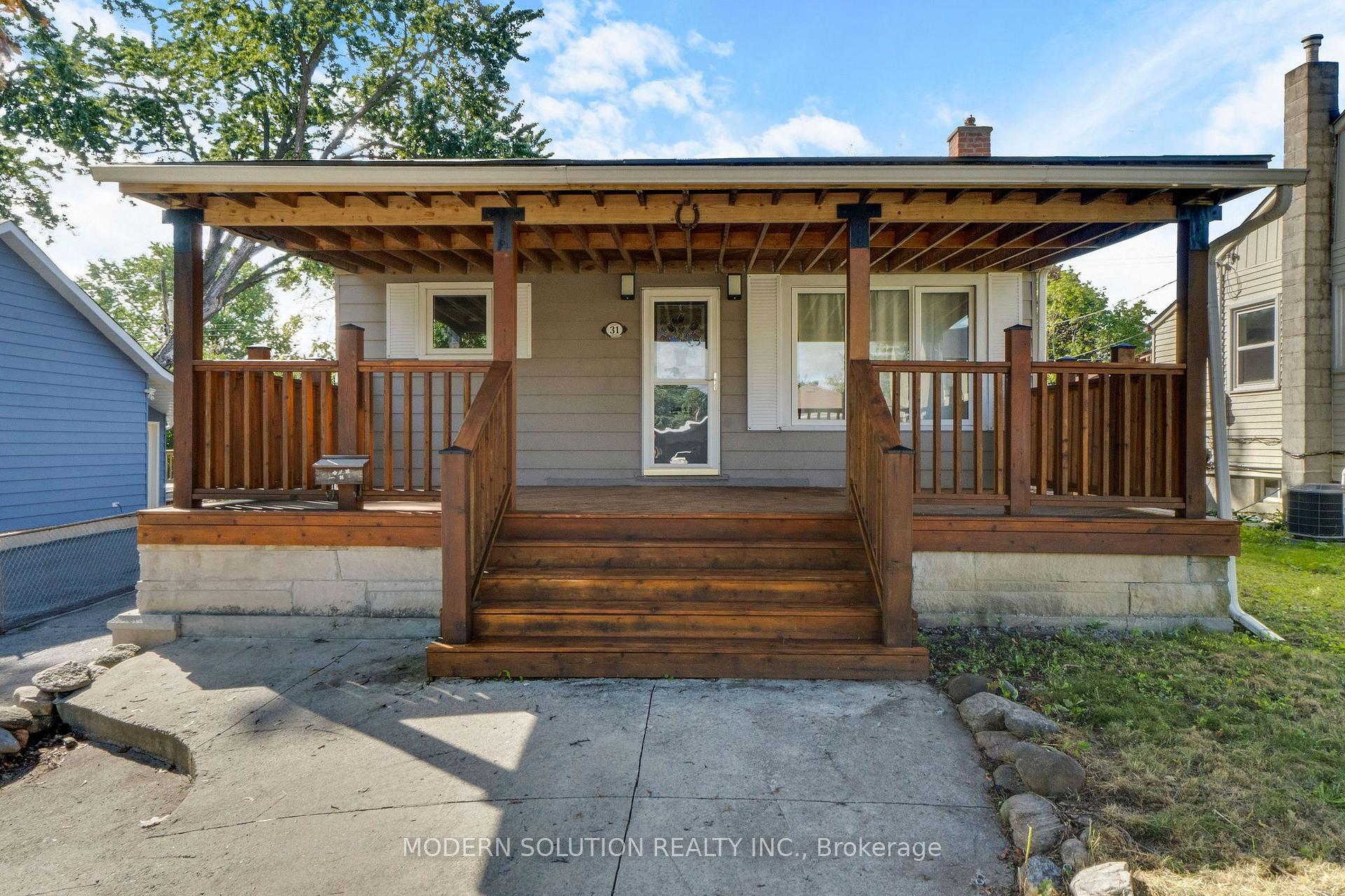 Photo 6 of 31 Elm Street, Ajax, Central — HOMEH