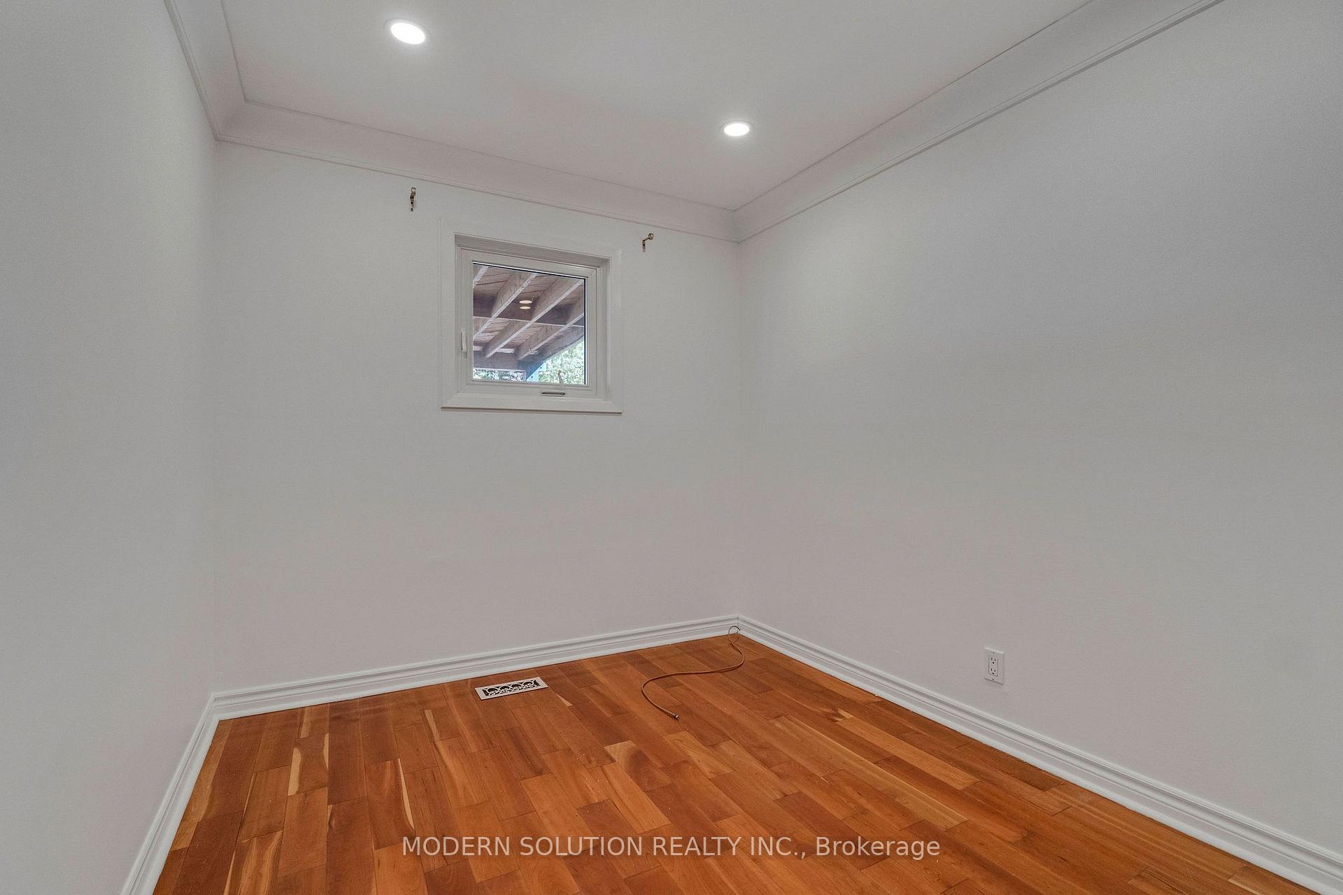 Photo 12 of 31 Elm Street, Ajax, Central — HOMEH