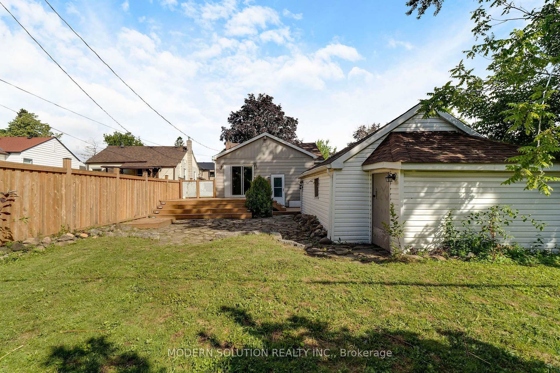 Photo 39 of 31 Elm Street, Ajax, Central — HOMEH