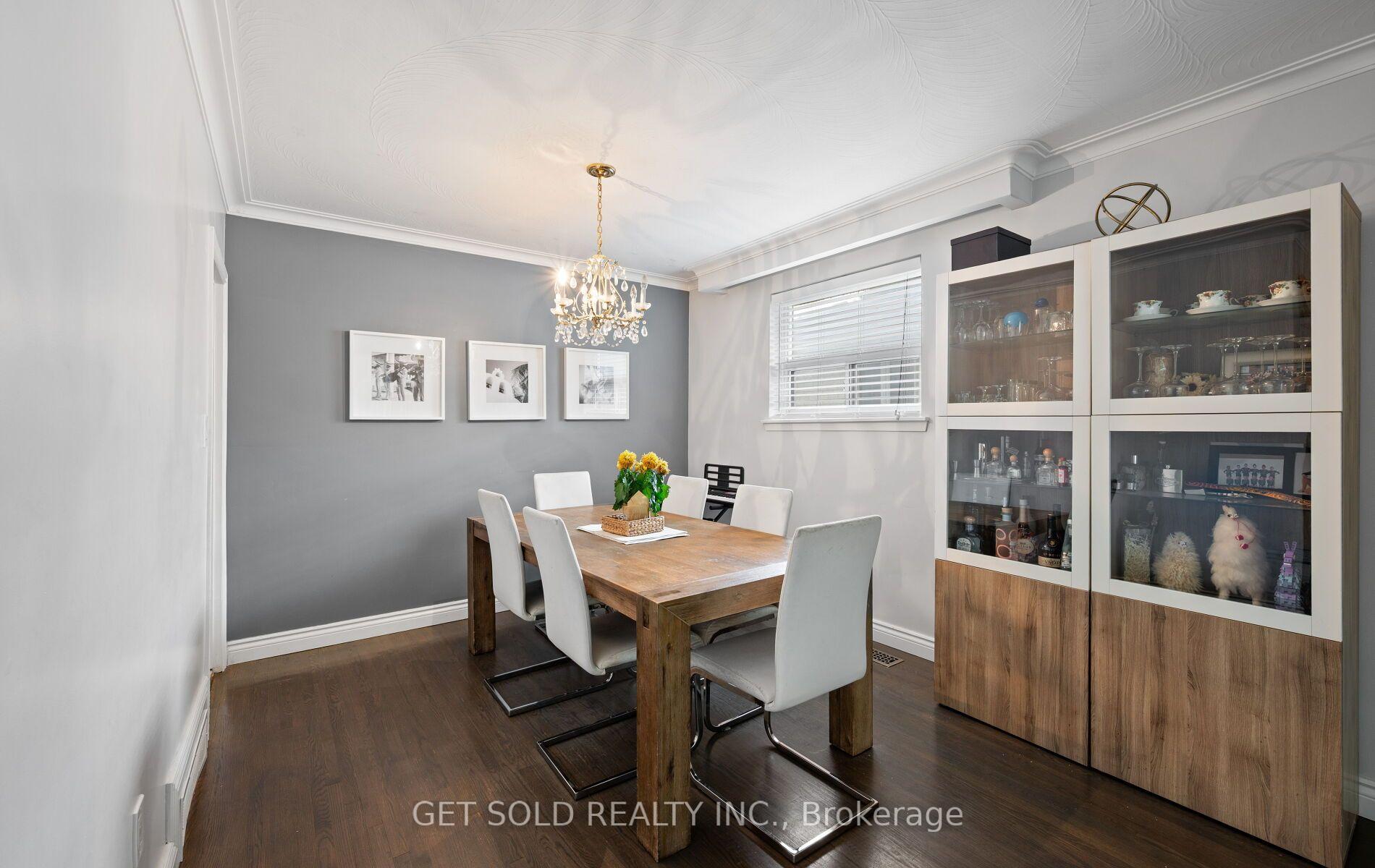 Photo 9 of 44 Mancroft Crescent, Etobicoke, West Humber-Clairville — HOMEH
