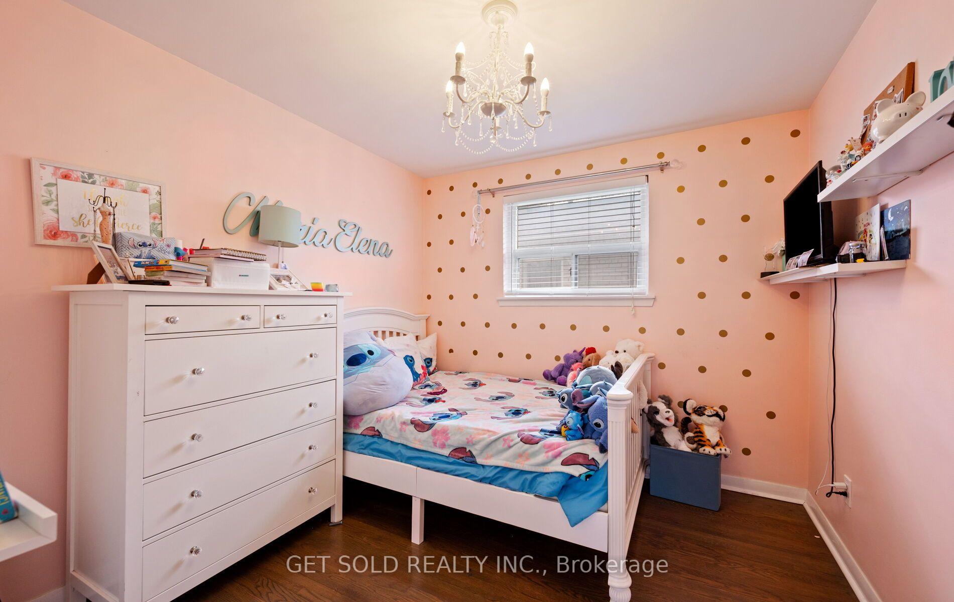 Photo 46 of 44 Mancroft Crescent, Etobicoke, West Humber-Clairville — HOMEH